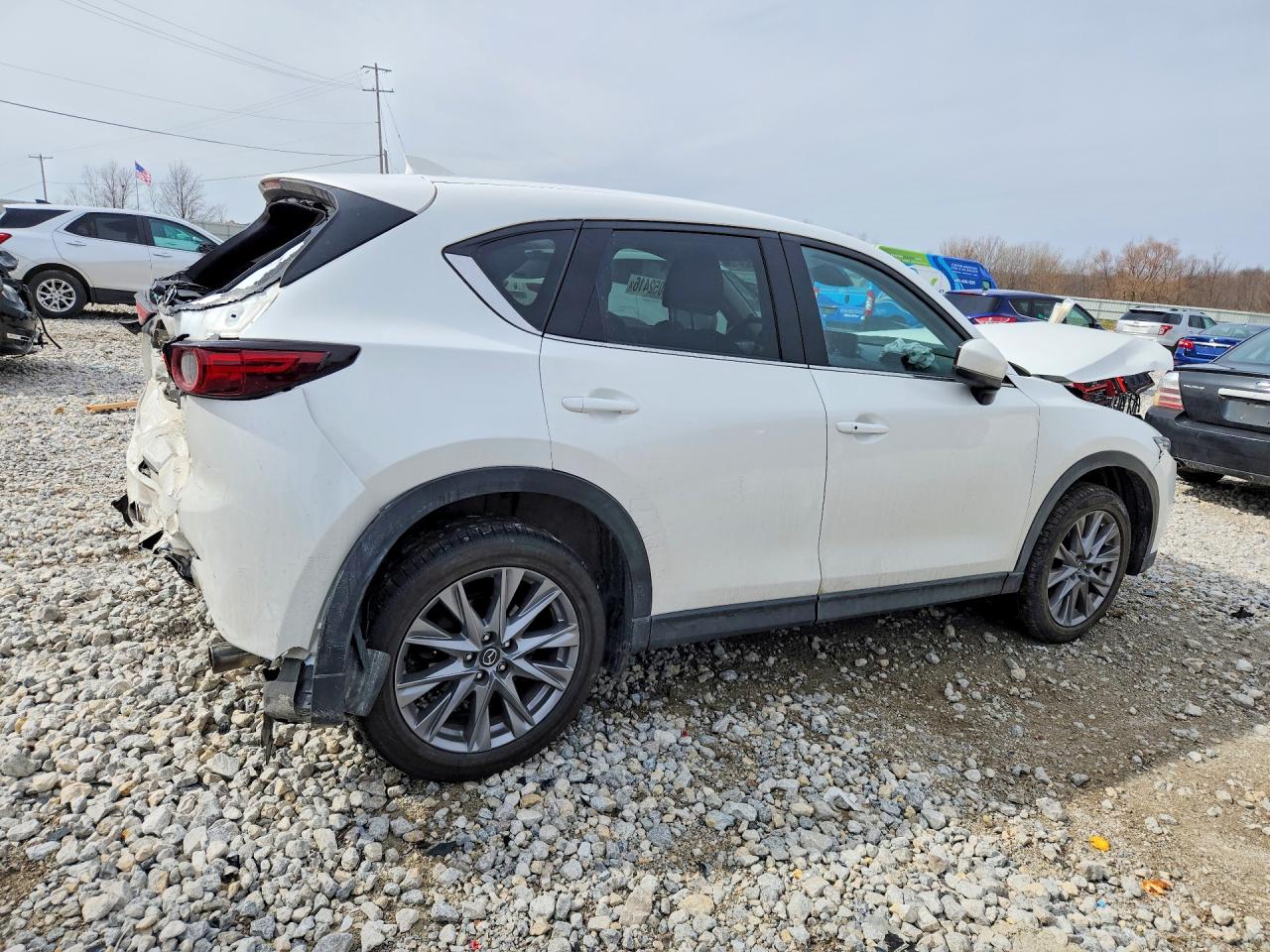 2021 MAZDA CX-5 GRAND TOURING RESERVE photo 3