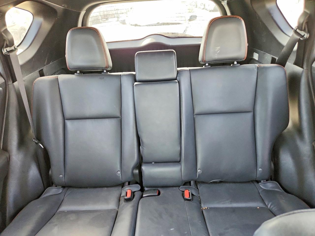2016 TOYOTA RAV4 SE photo 19
