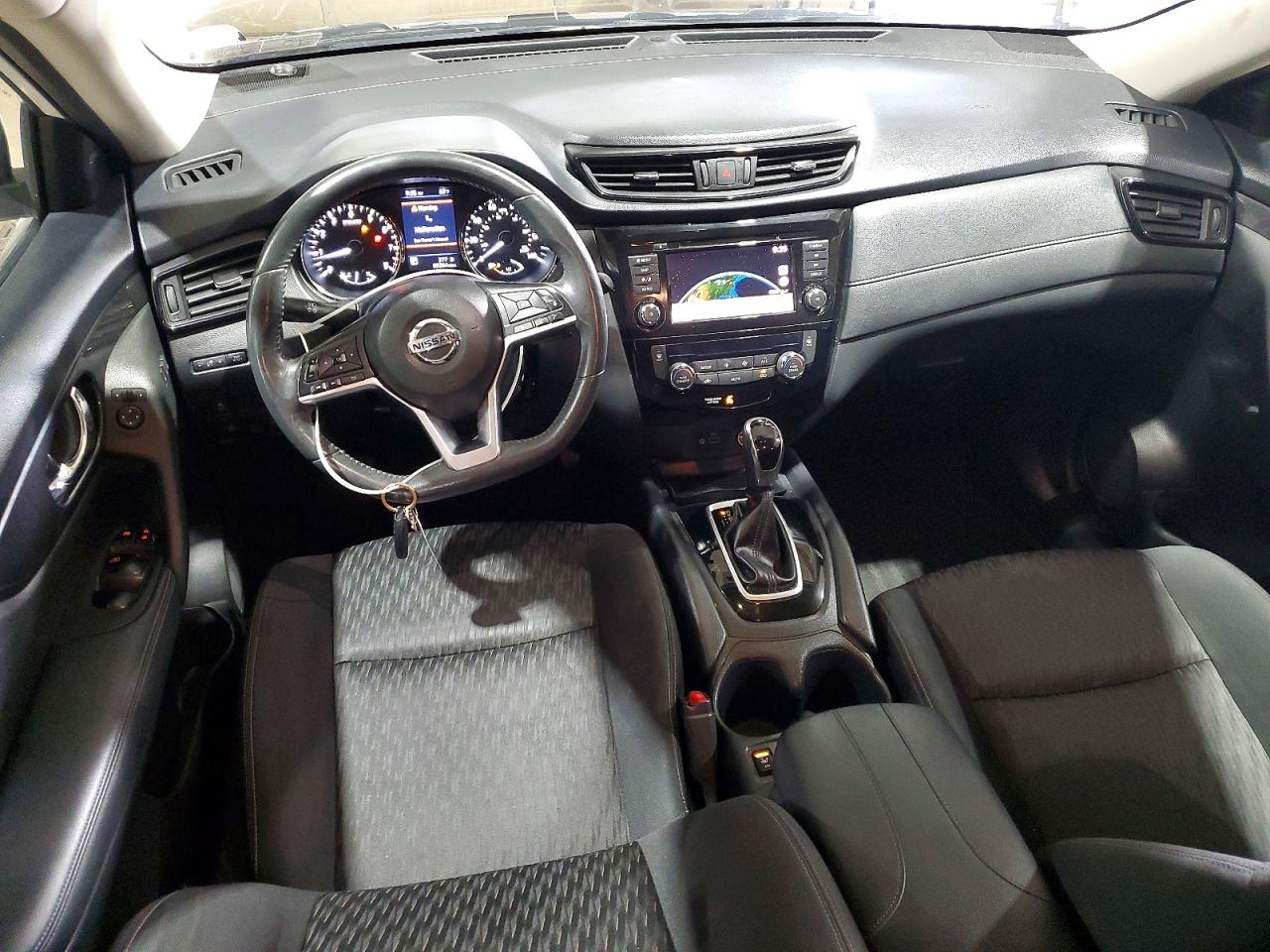 2018 NISSAN ROGUE SV photo 15