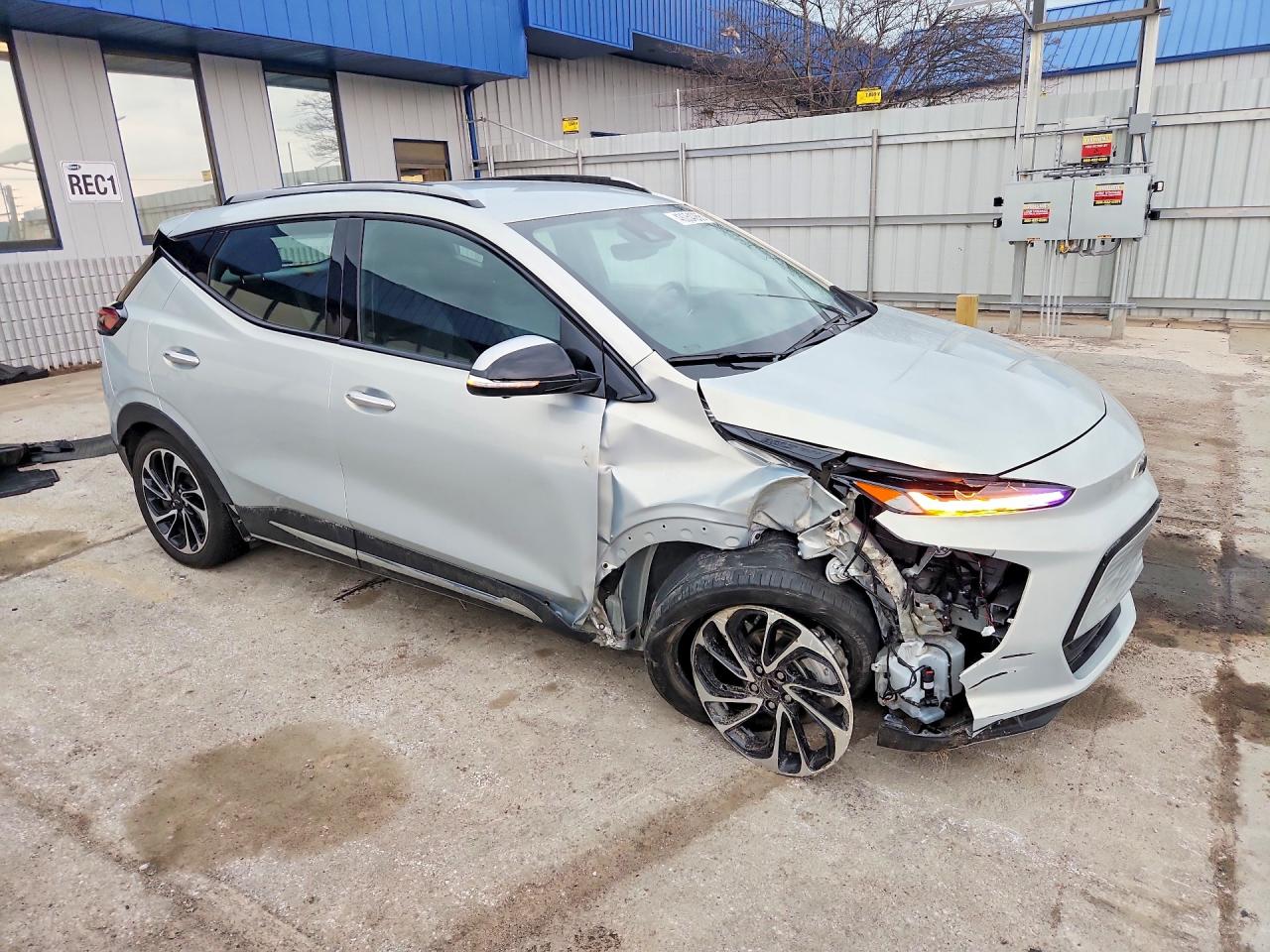 2023 CHEVROLET BOLT EUV PREMIER photo 7
