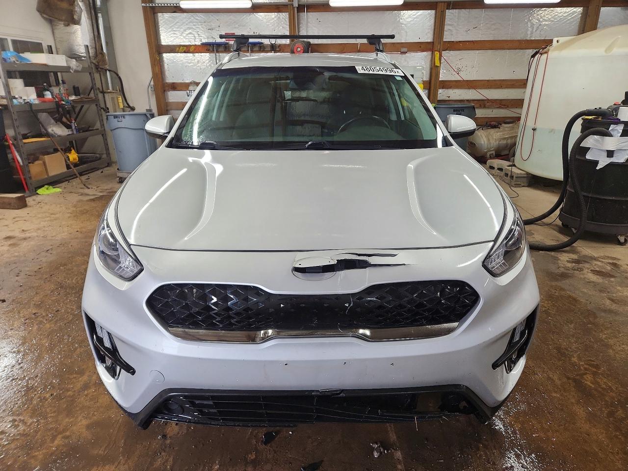 2020 KIA NIRO LXS photo 9