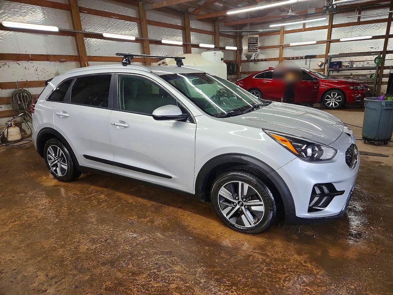 2020 KIA NIRO LXS photo 7