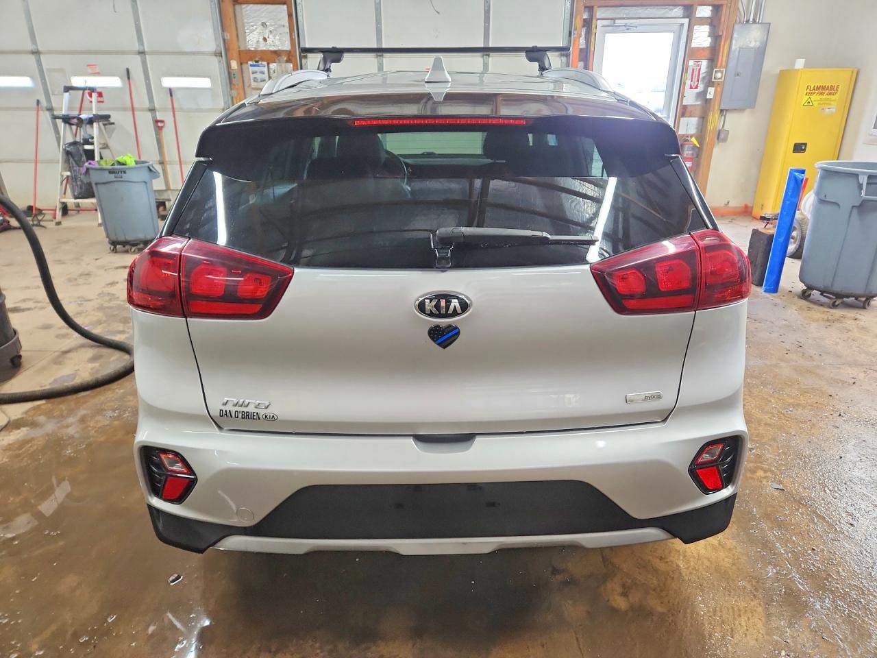 2020 KIA NIRO LXS photo 11