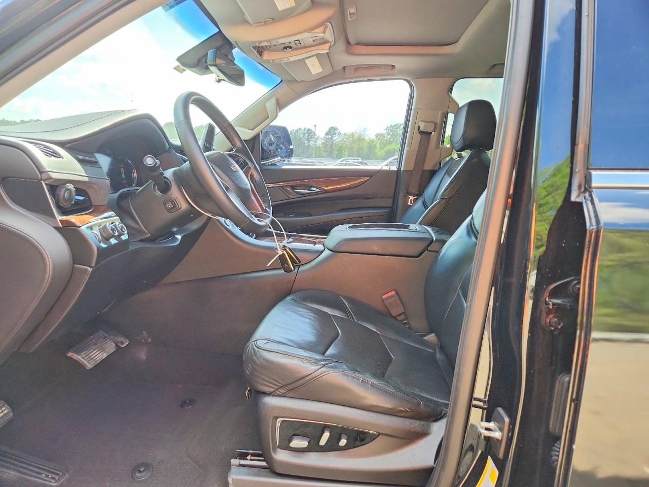 2019 CADILLAC ESCALADE LUXURY photo 13