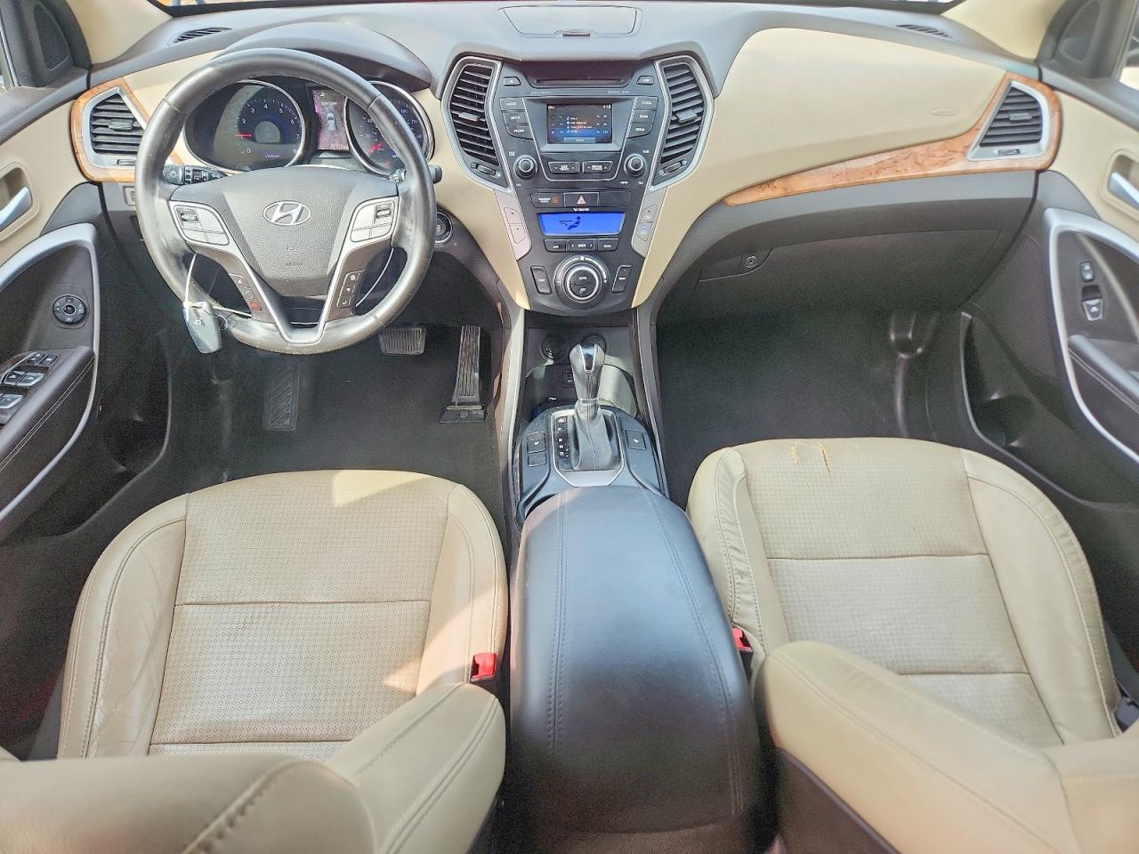 2016 HYUNDAI SANTA FE SPORT 2.0T photo 8
