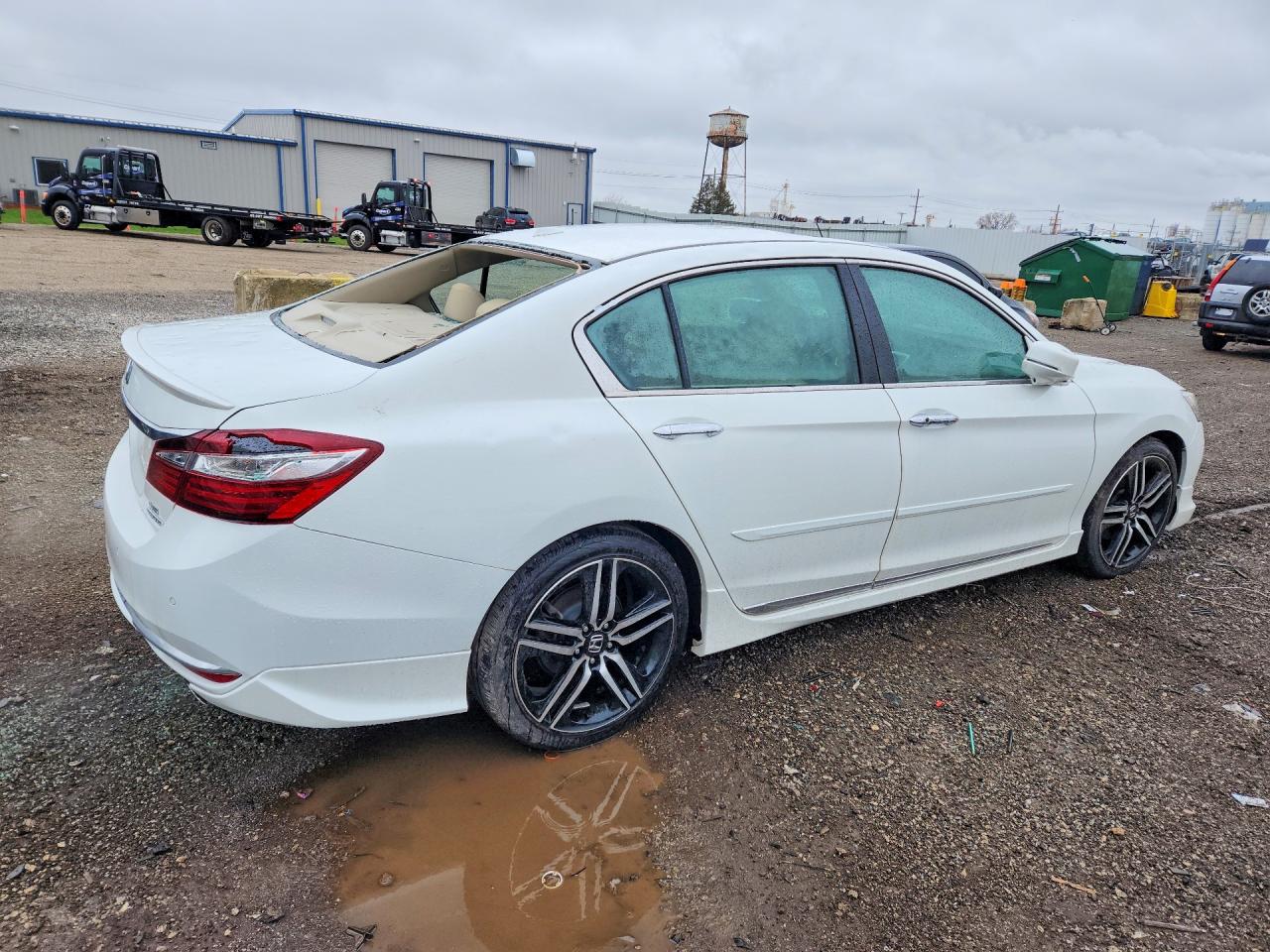 2017 HONDA ACCORD TOURING photo 3