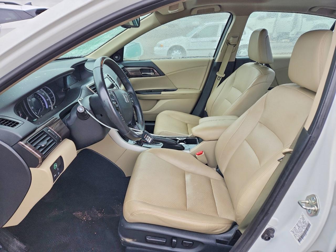 2017 HONDA ACCORD TOURING photo 7