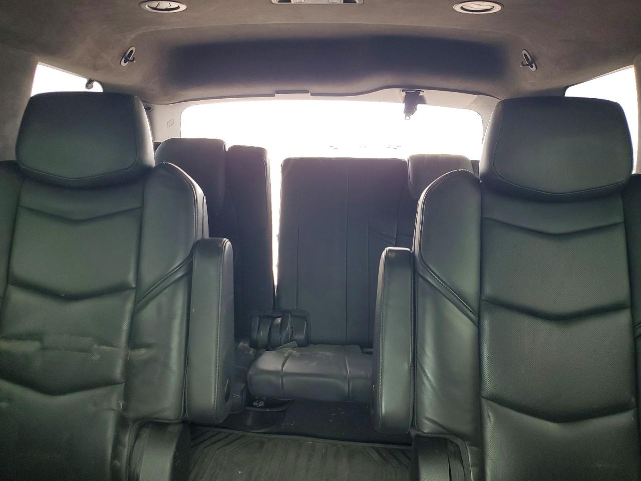 2016 CADILLAC ESCALADE PLATINUM photo 28