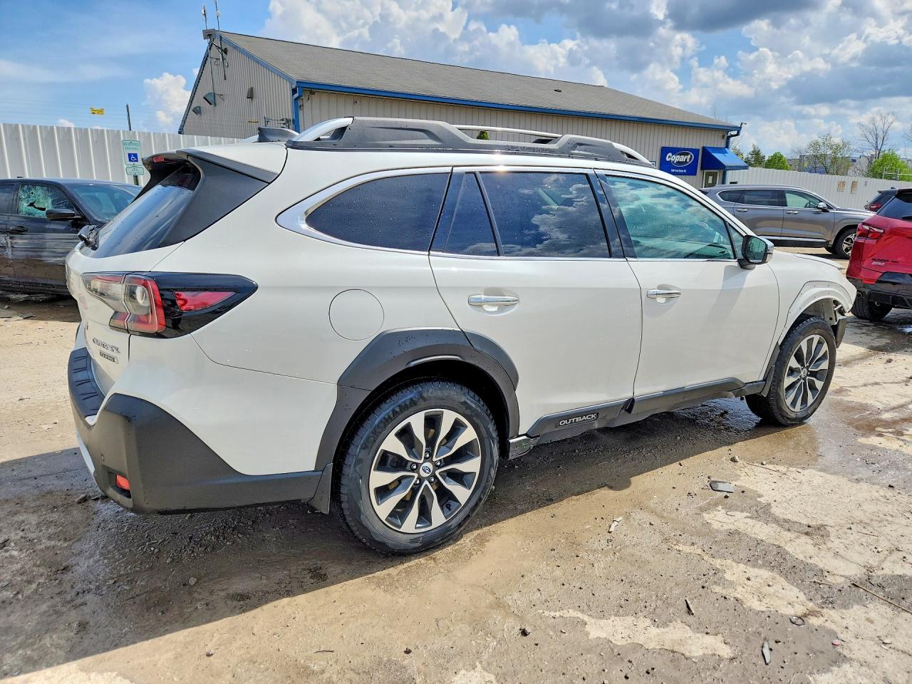 2023 SUBARU OUTBACK TOURING photo 5