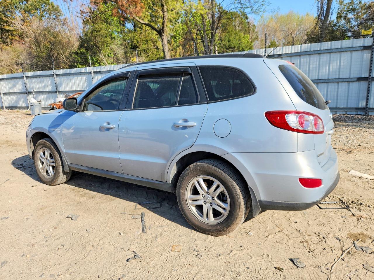 2010 HYUNDAI SANTA FE GLS photo 4