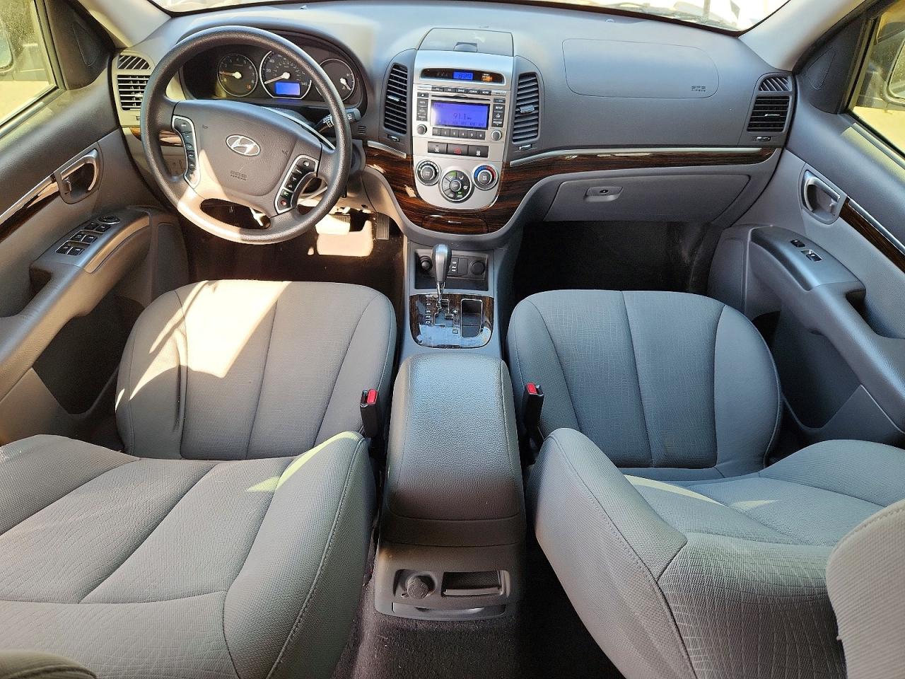 2010 HYUNDAI SANTA FE GLS photo 22