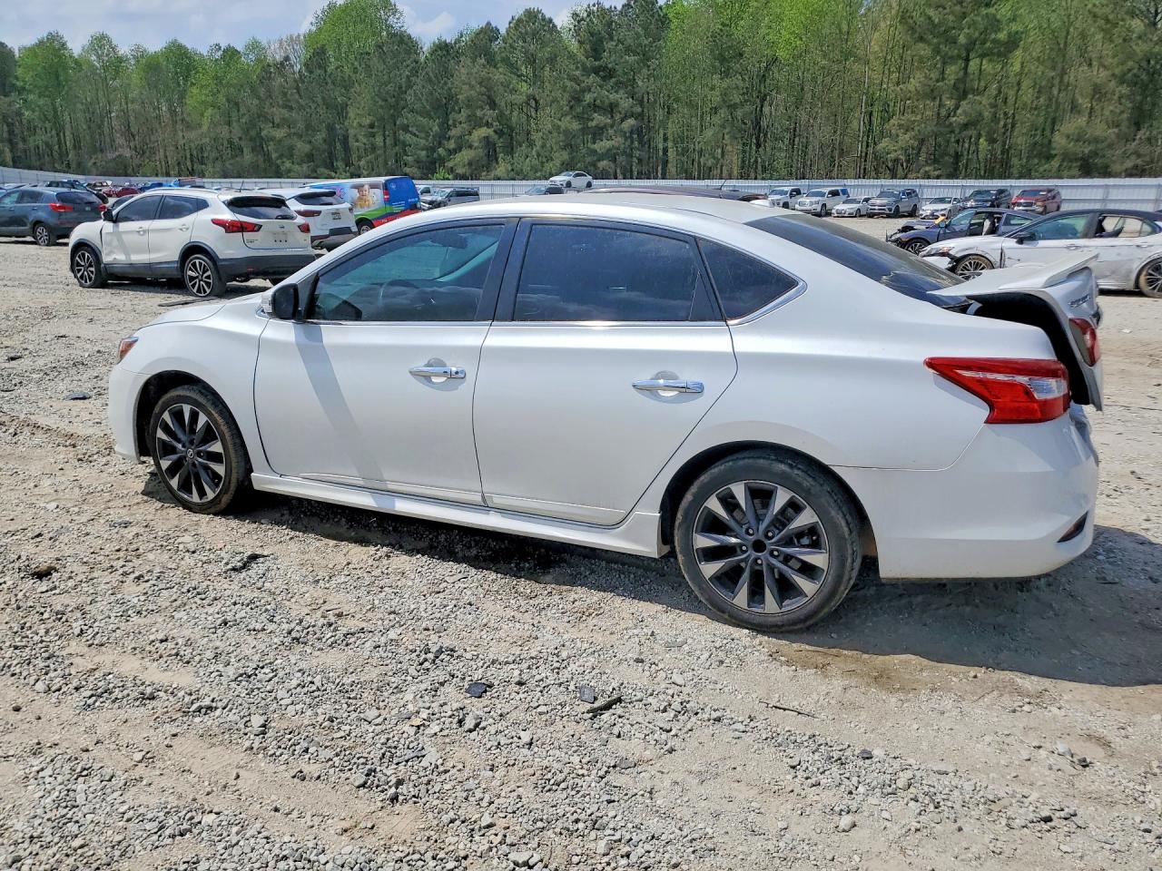 2017 NISSAN SENTRA SR photo 2