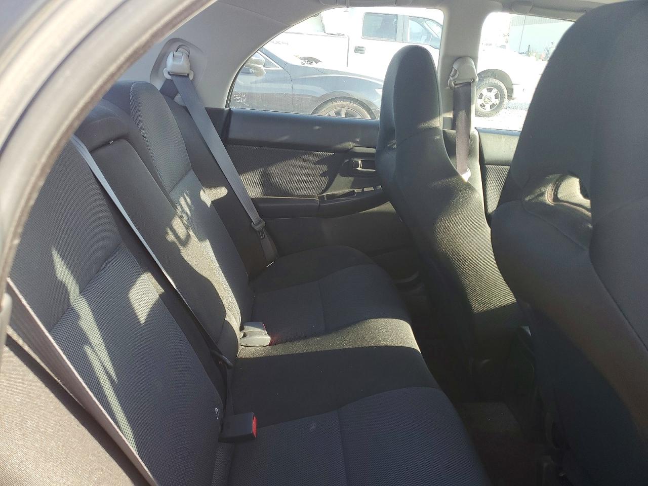 2004 SUBARU IMPREZA photo 19