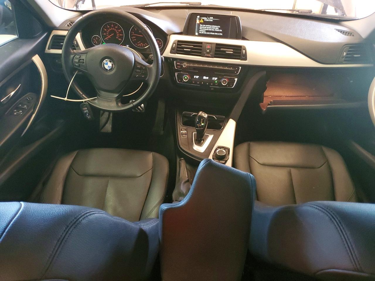 2017 BMW 320 I photo 8