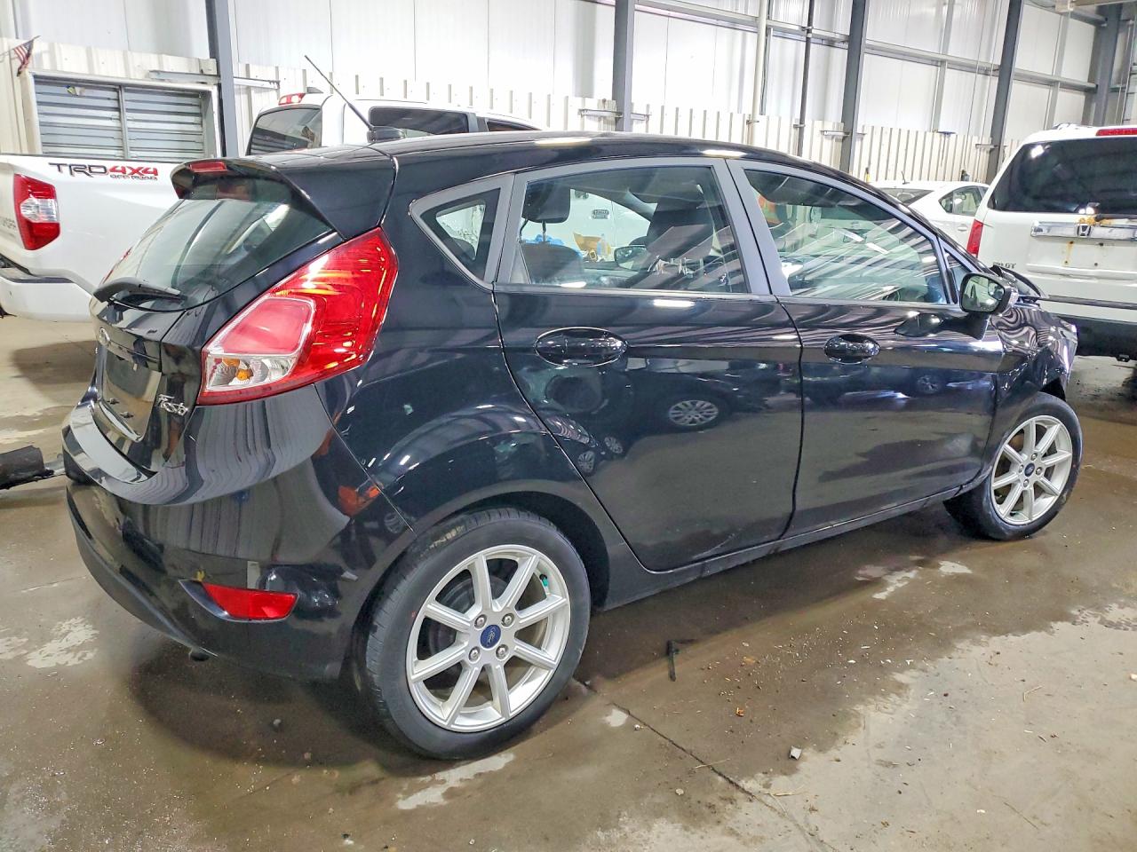 2019 FORD FIESTA SE photo 5
