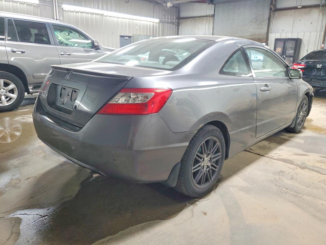 2010 HONDA CIVIC LX photo 5