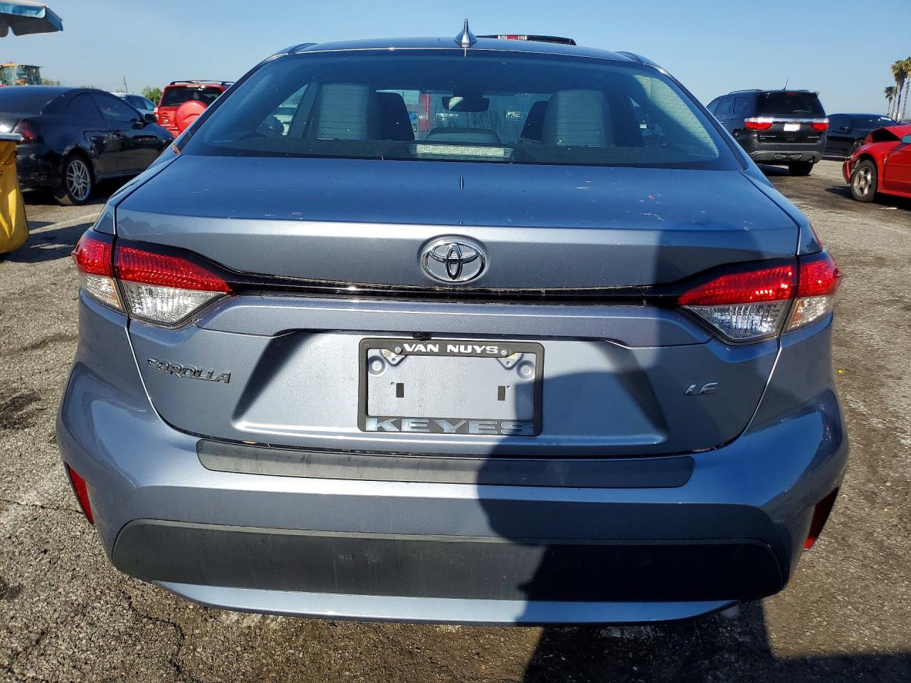 2022 TOYOTA COROLLA LE photo 11