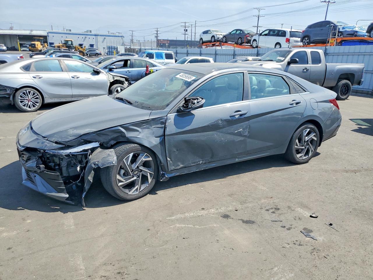2024 HYUNDAI ELANTRA