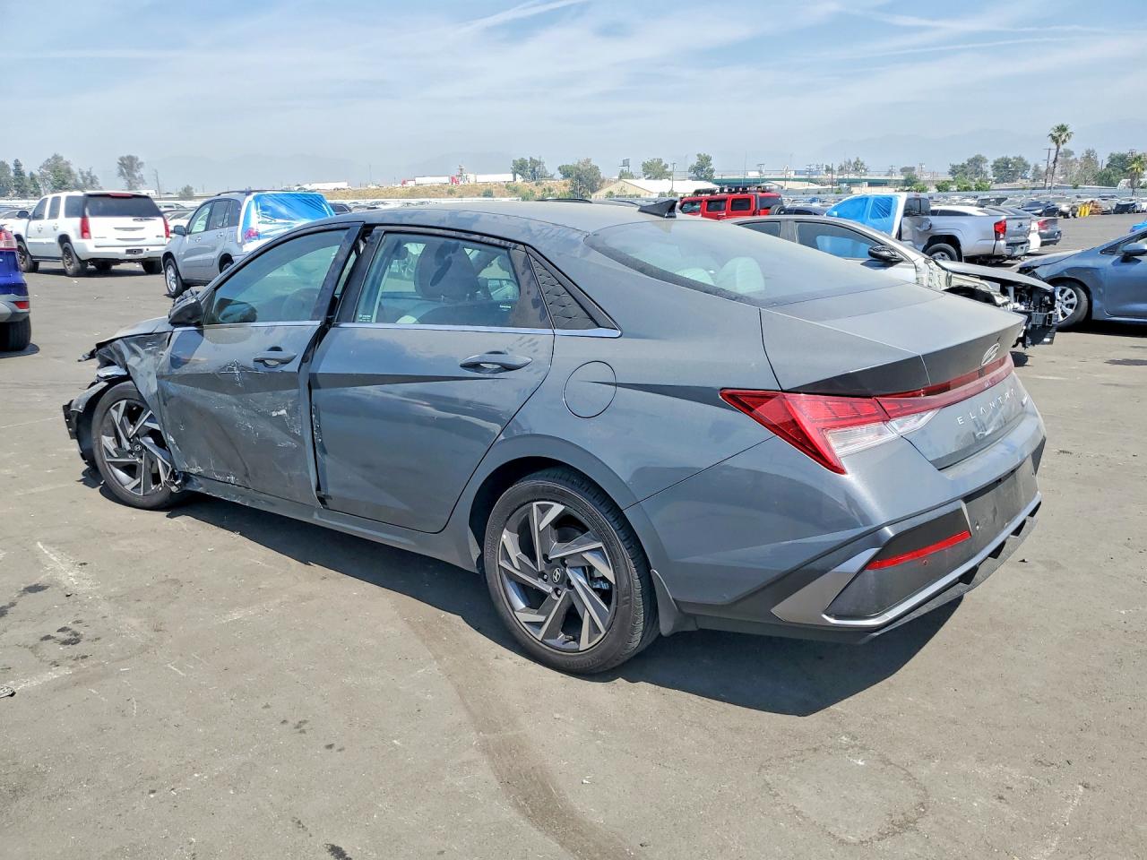 2024 HYUNDAI ELANTRA LIMITED photo 3