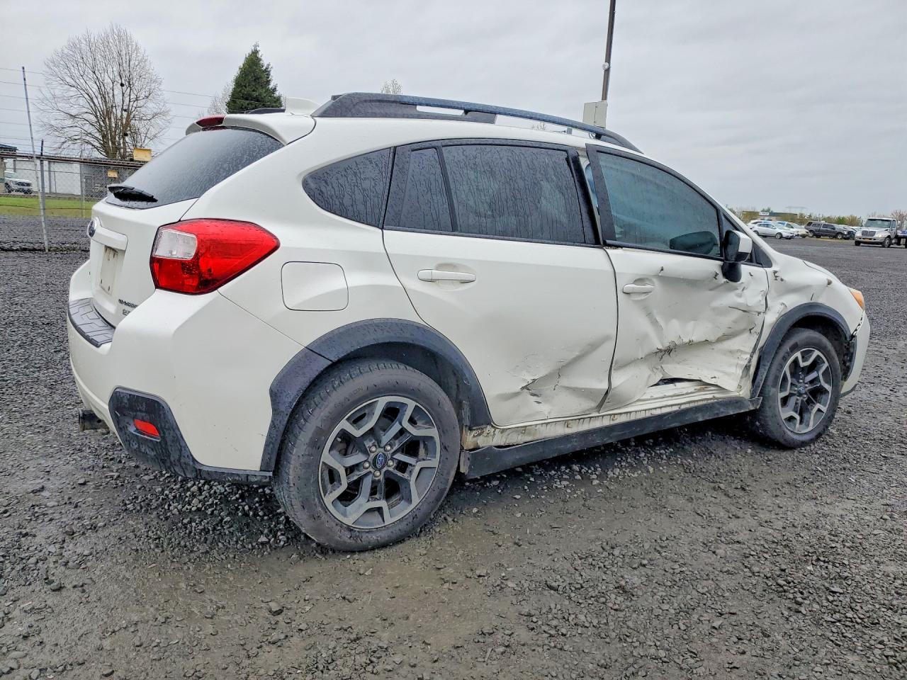 2017 SUBARU CROSSTREK PREMIUM photo 3
