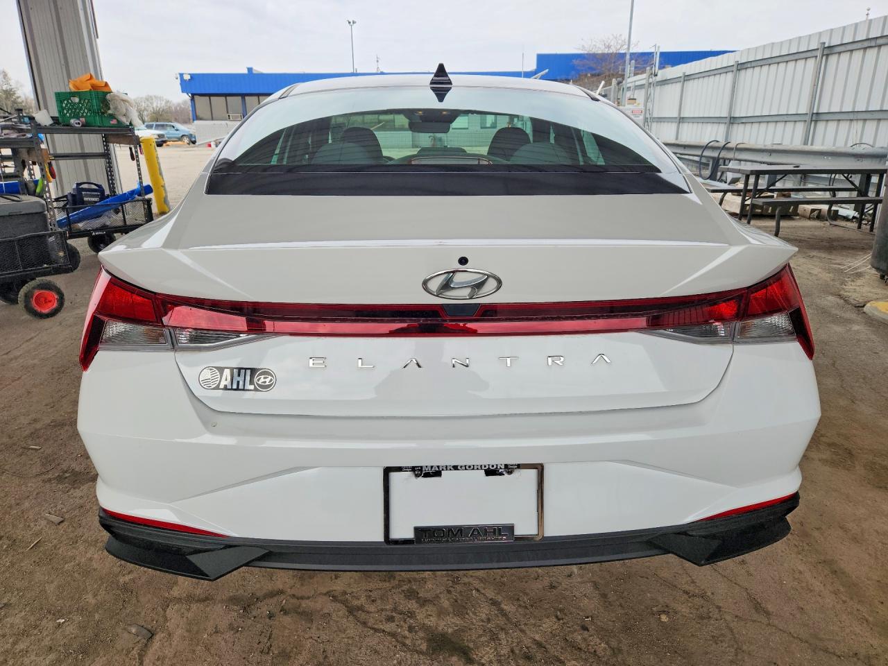 2023 HYUNDAI ELANTRA SE photo 11