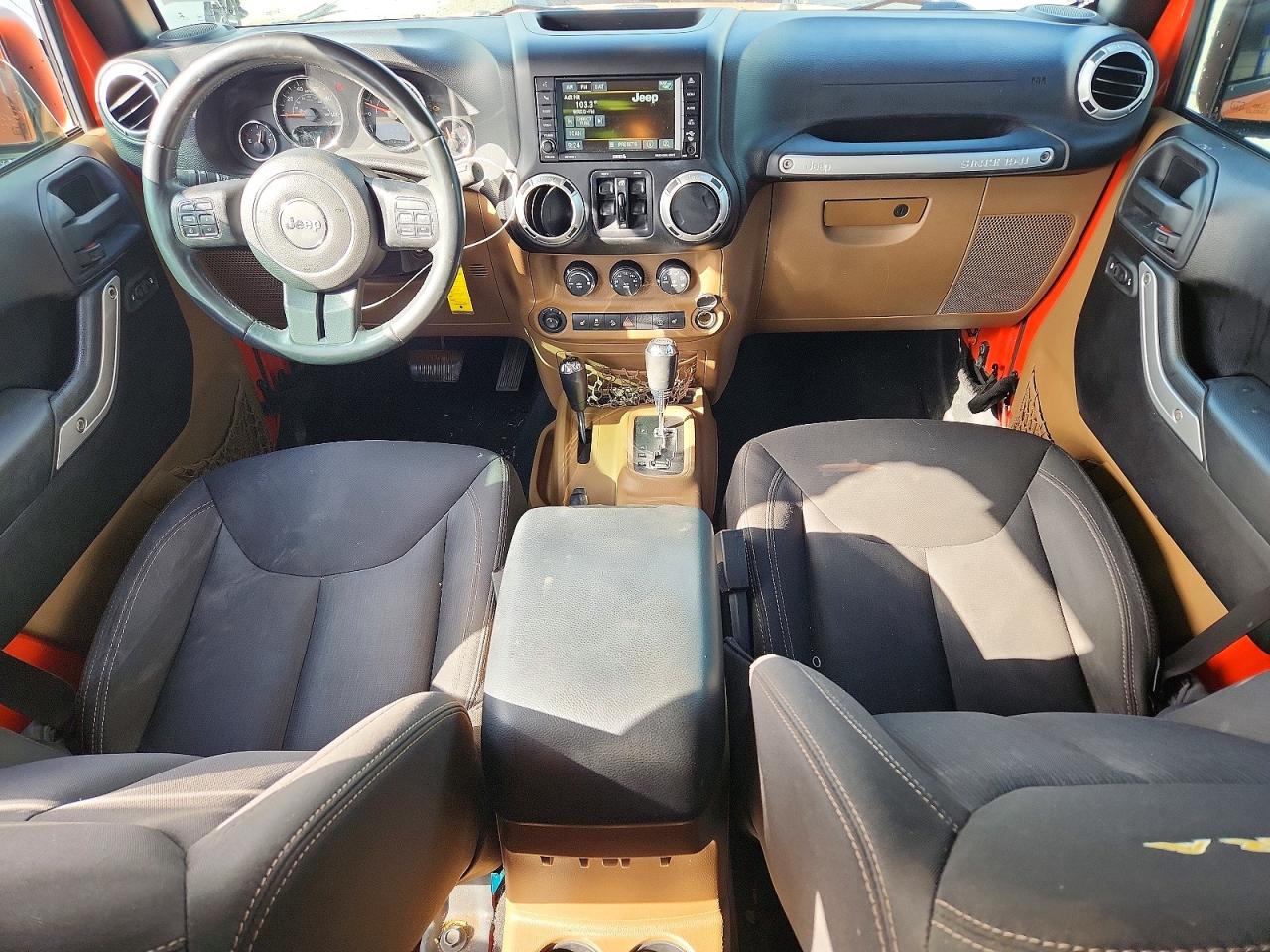 2015 JEEP WRANGLER UNLIMITED SAHARA photo 15