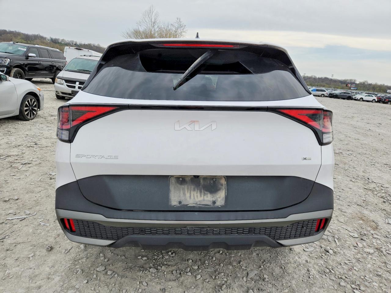 2023 KIA SPORTAGE X-LINE photo 6
