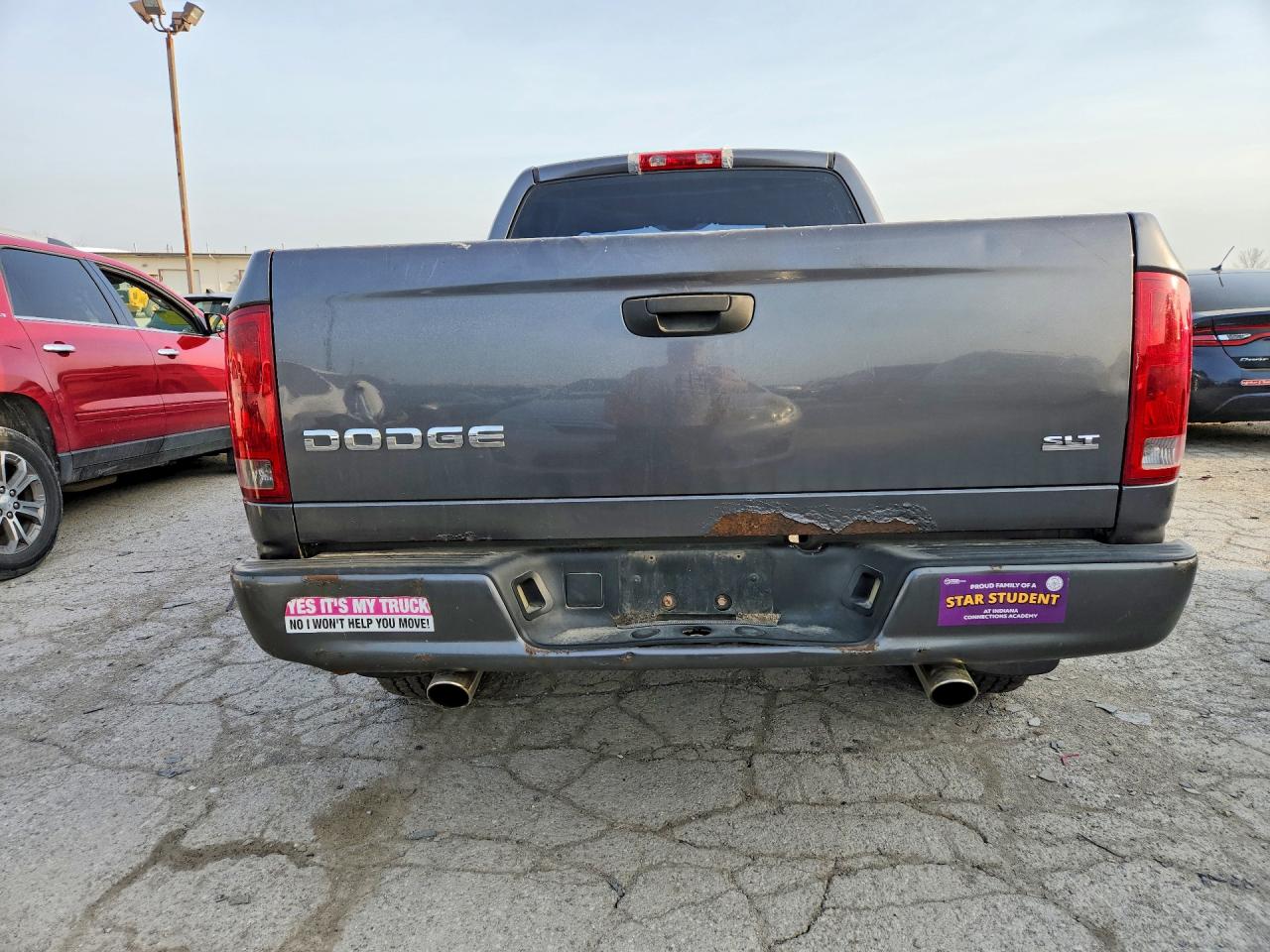 2004 DODGE RAM 1500 ST photo 16
