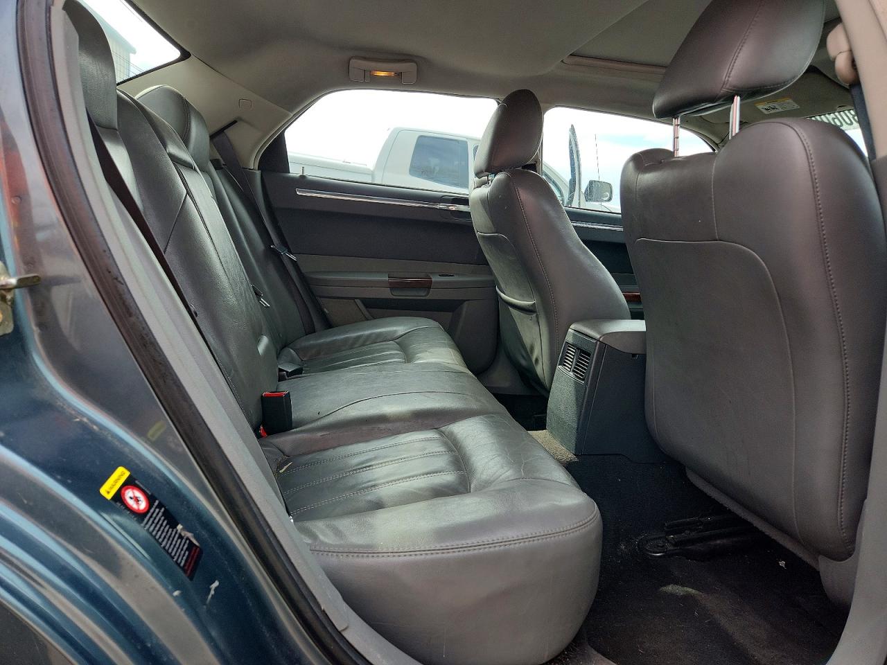 2005 CHRYSLER 300C photo 28