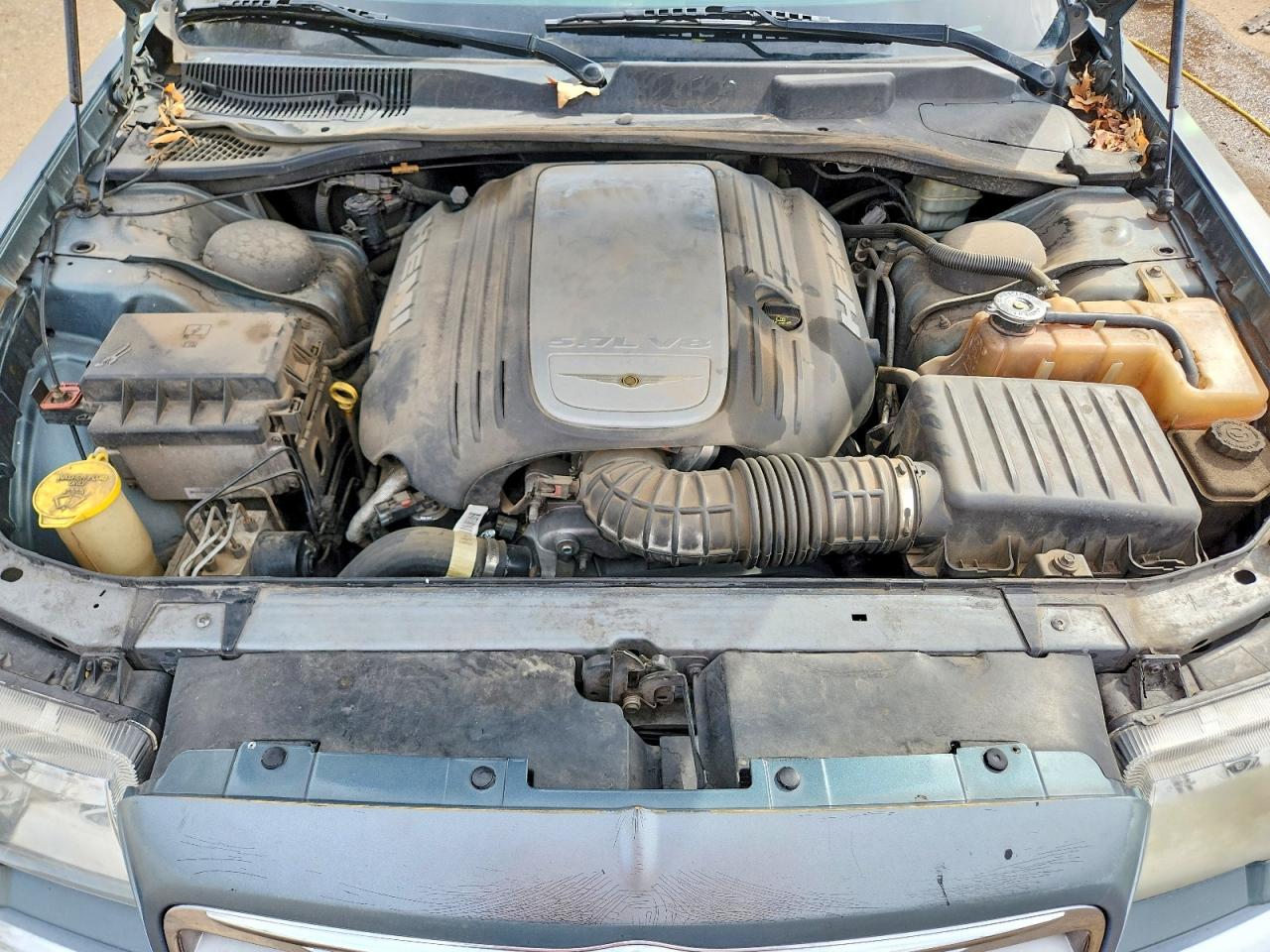 2005 CHRYSLER 300C photo 31