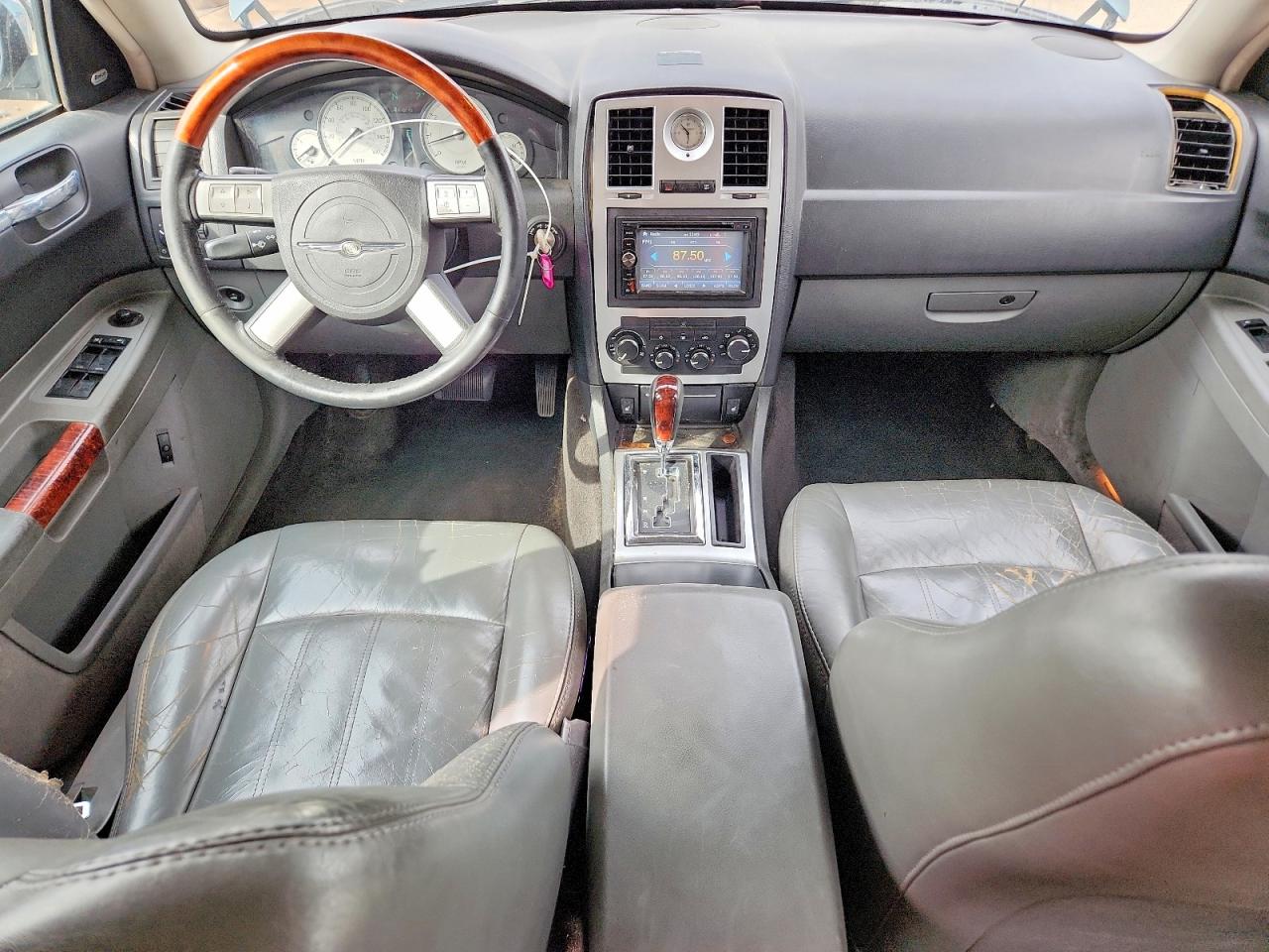 2005 CHRYSLER 300C photo 22
