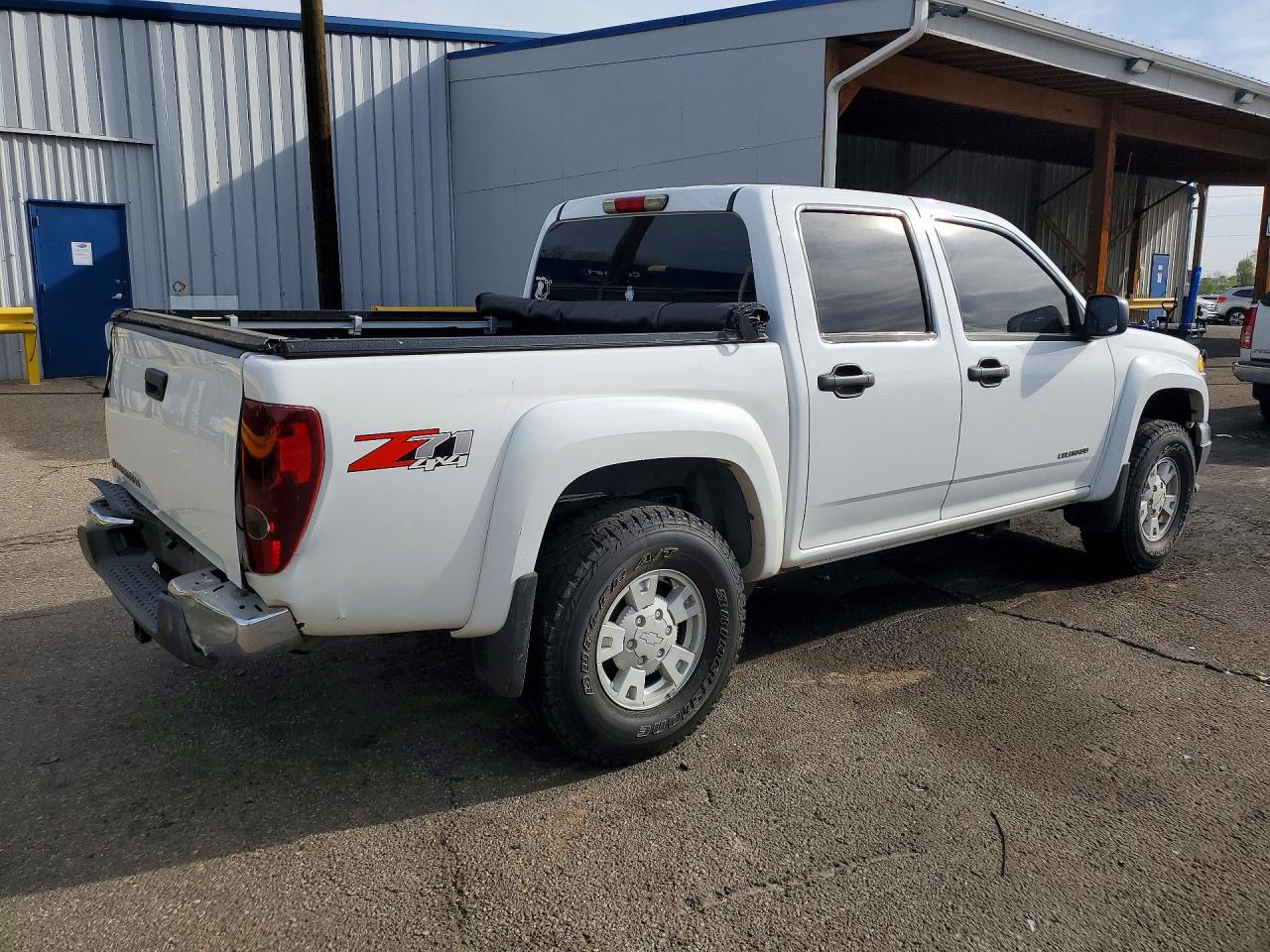 2005 CHEVROLET COLORADO photo 3