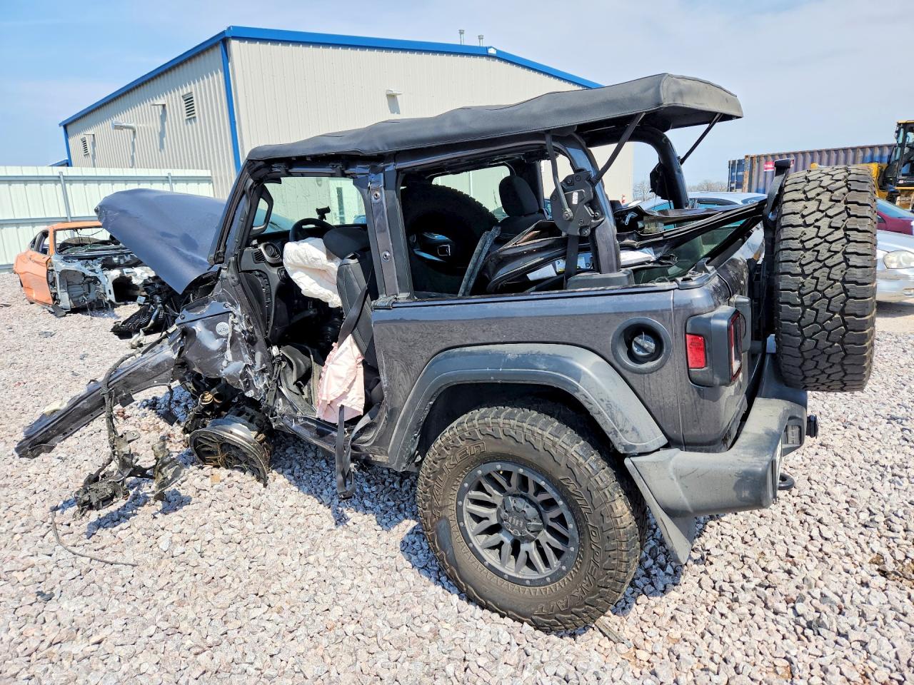 2021 JEEP WRANGLER SPORT photo 2