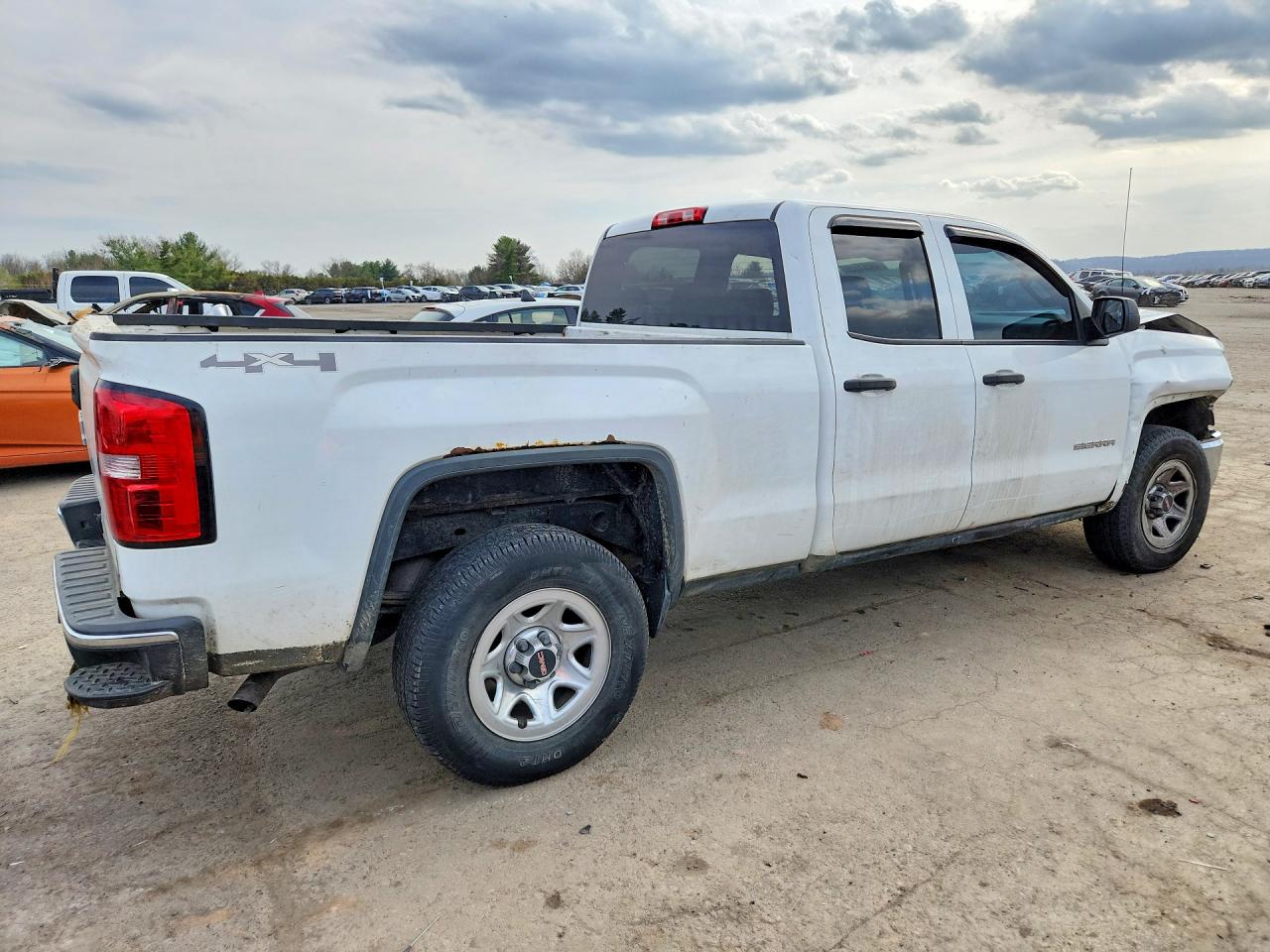 2014 GMC SIERRA K1500 photo 7