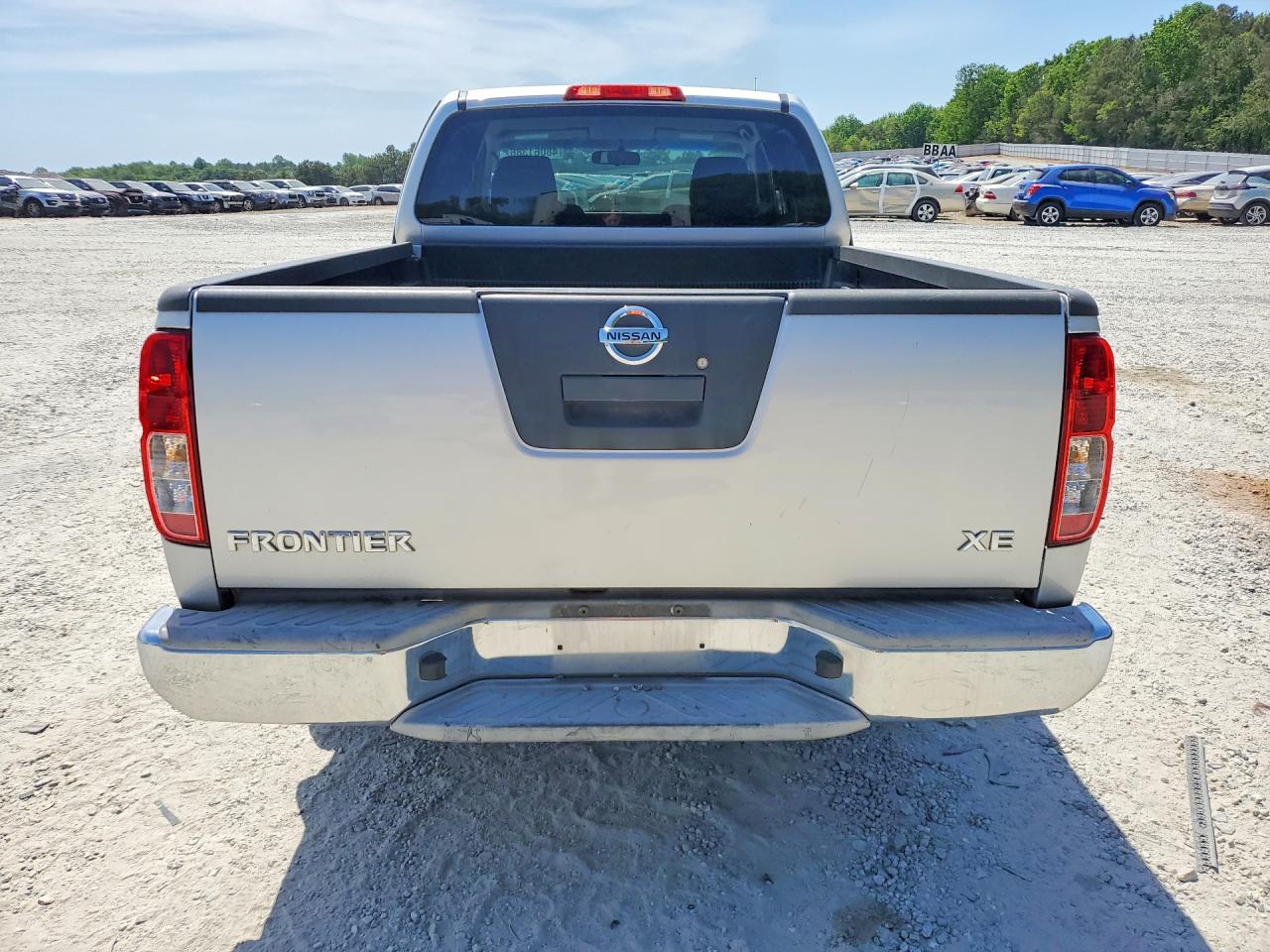 2009 NISSAN FRONTIER XE photo 11