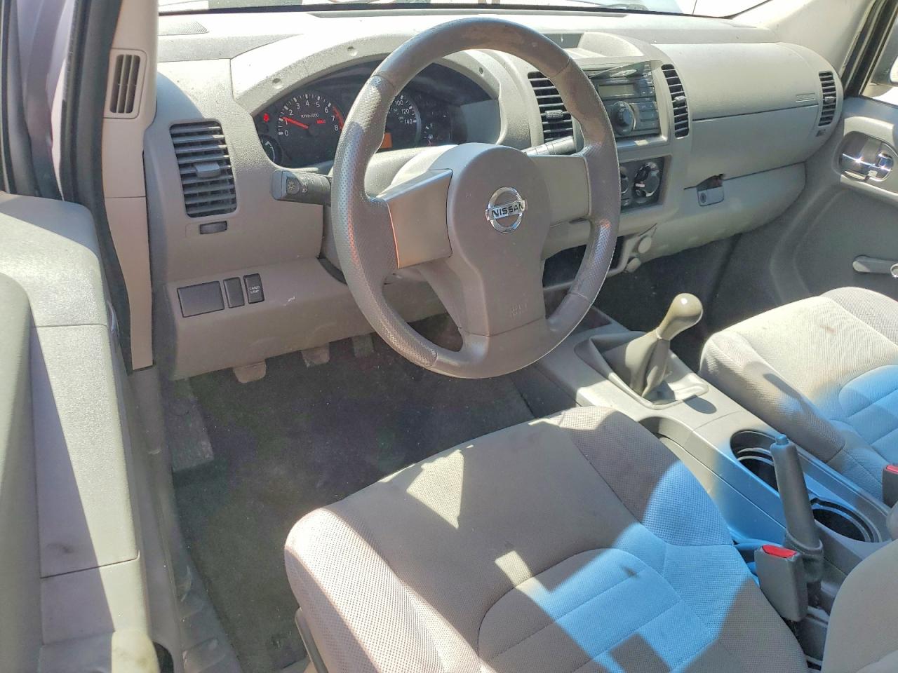2009 NISSAN FRONTIER XE photo 15