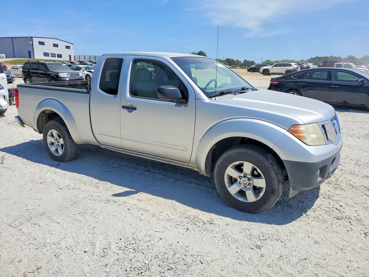 2009 NISSAN FRONTIER XE photo 7