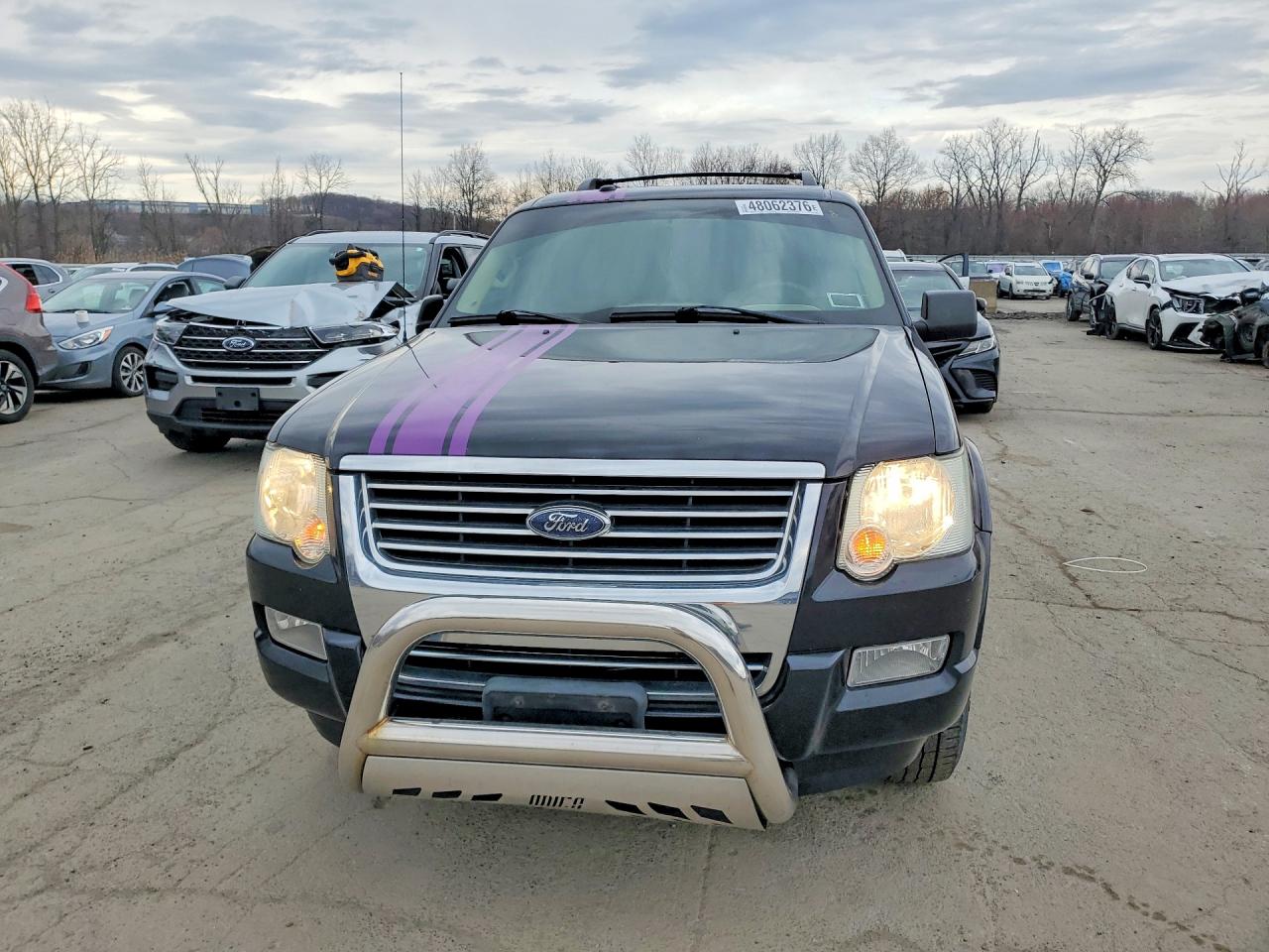 2010 FORD EXPLORER XLT photo 9