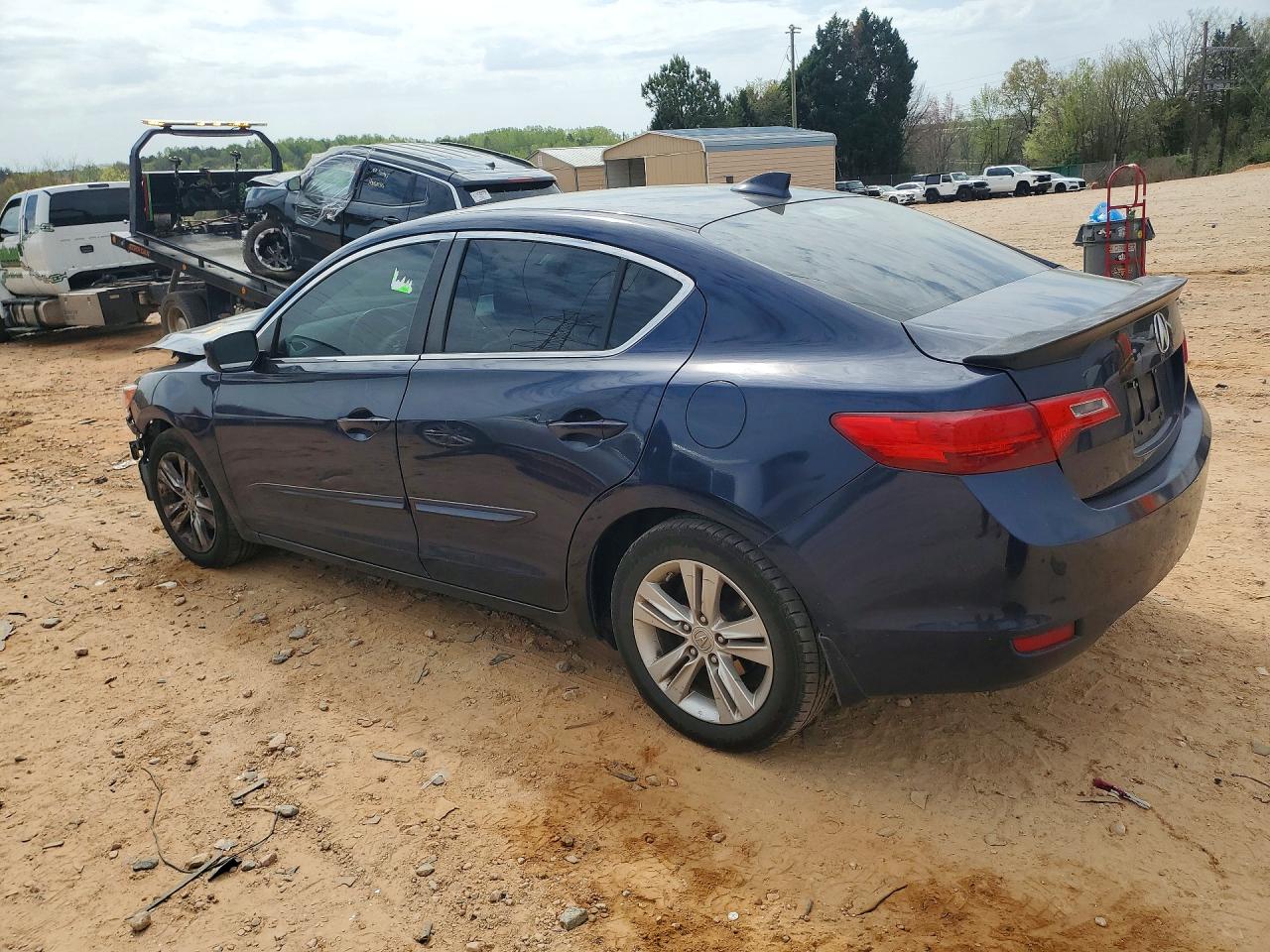 2013 ACURA ILX 20 photo 4