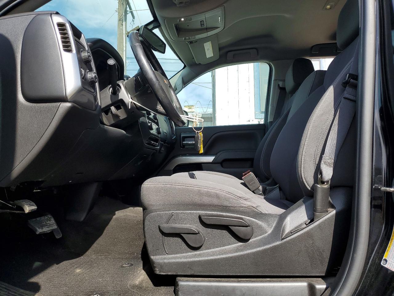 2018 CHEVROLET SILVERADO K1500 LT photo 7