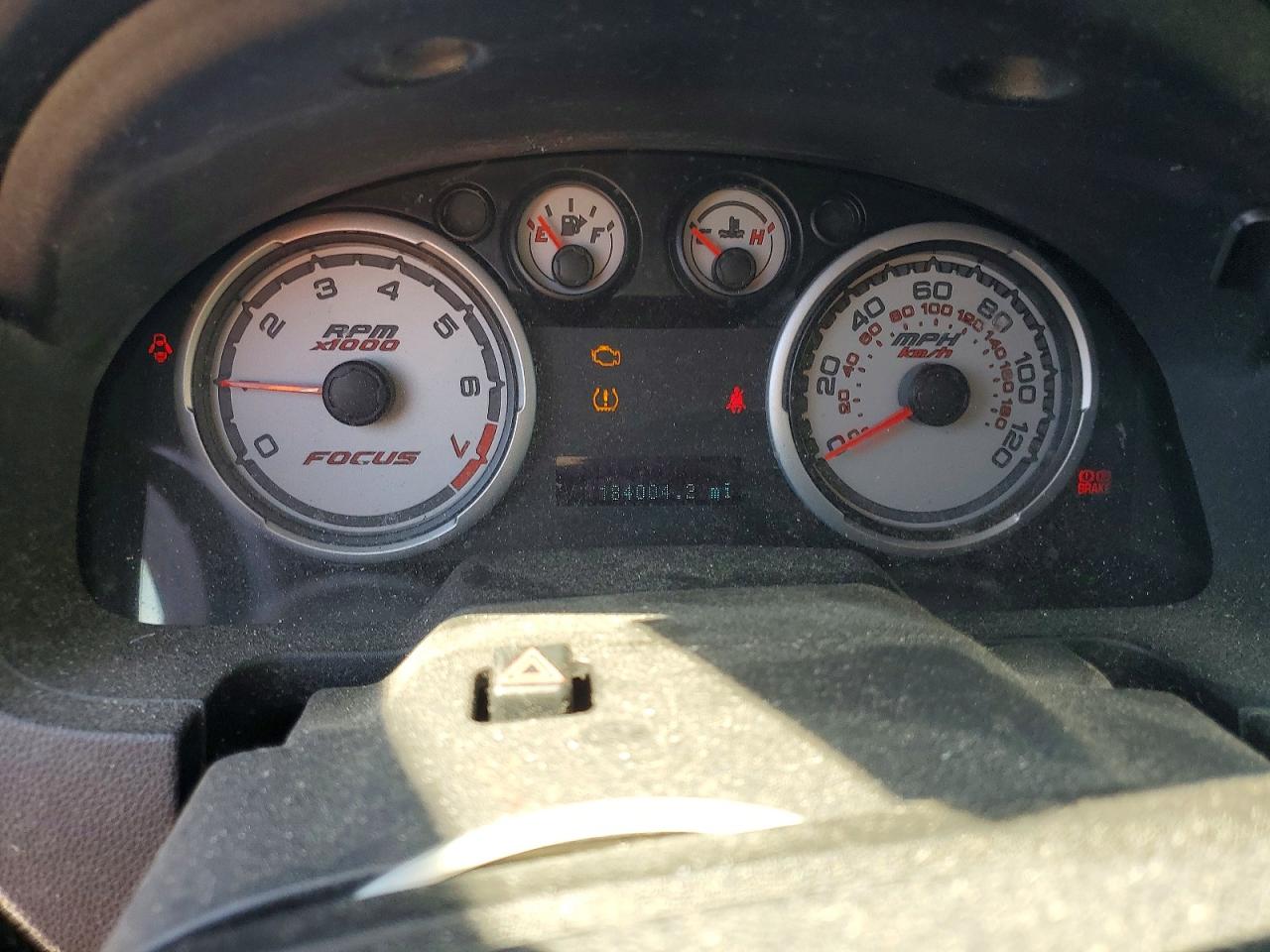 2009 FORD FOCUS SE photo 9