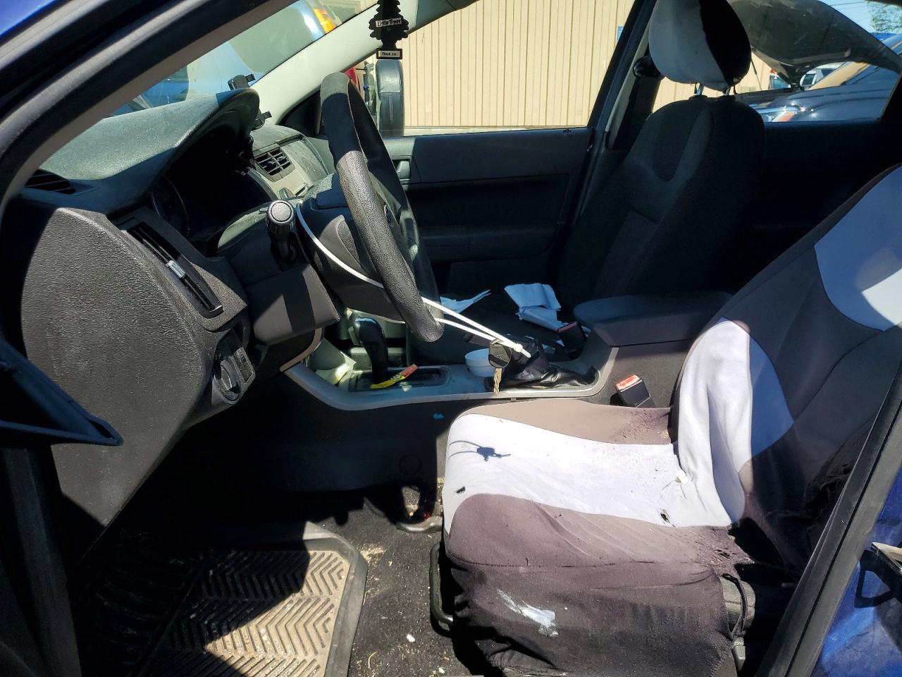 2009 FORD FOCUS SE photo 7