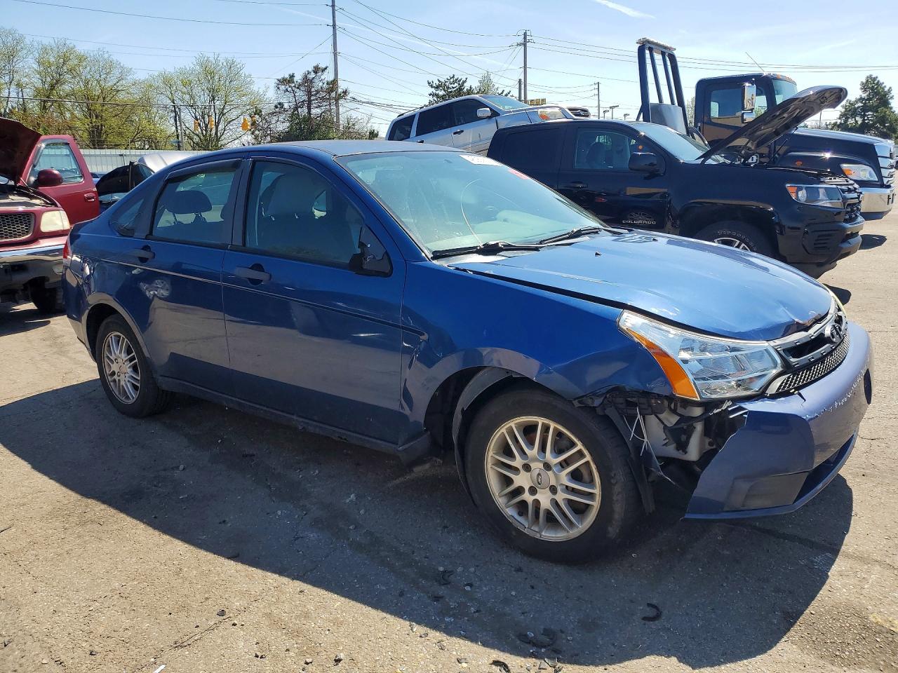 2009 FORD FOCUS SE photo 4