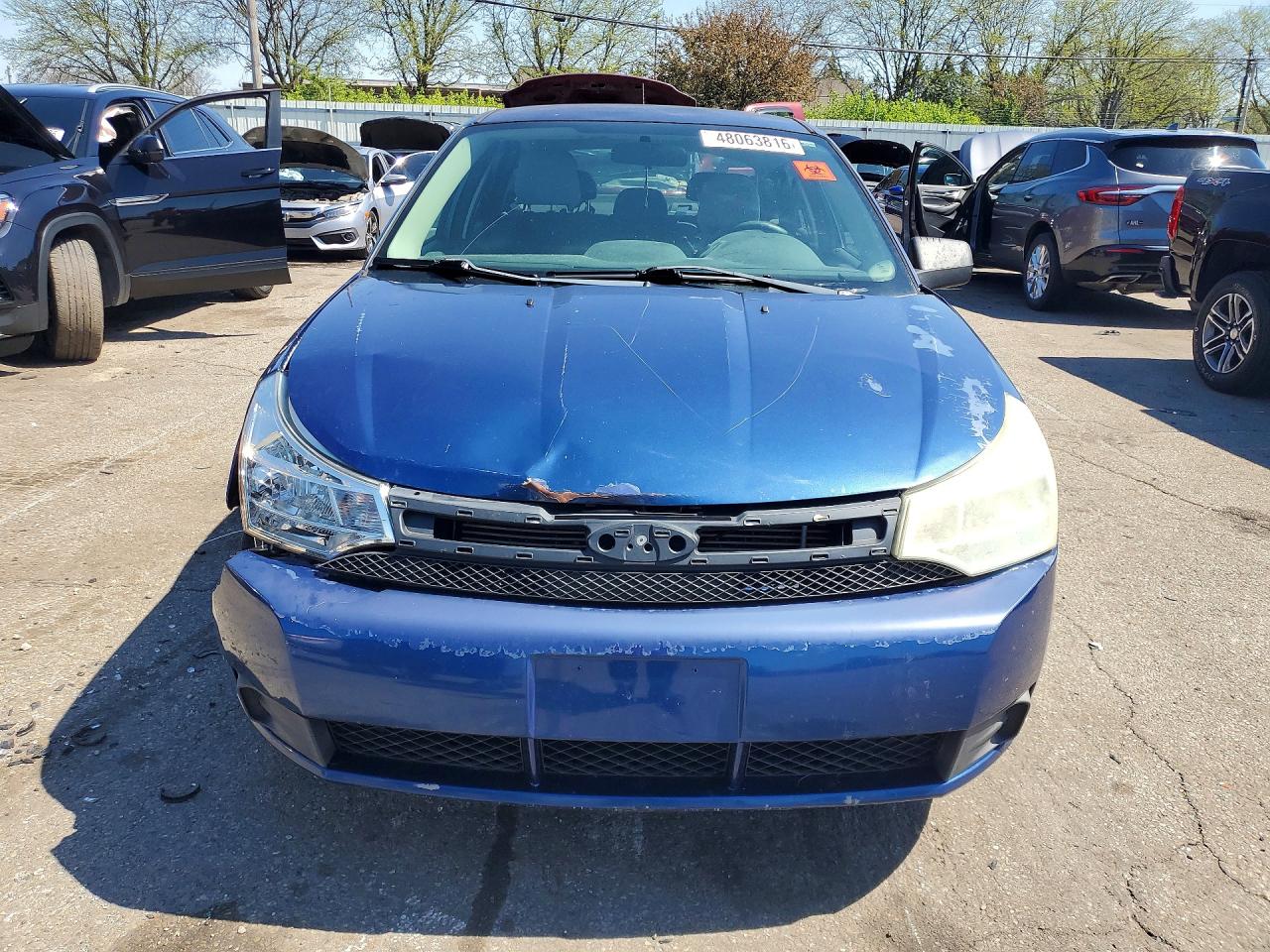 2009 FORD FOCUS SE photo 5