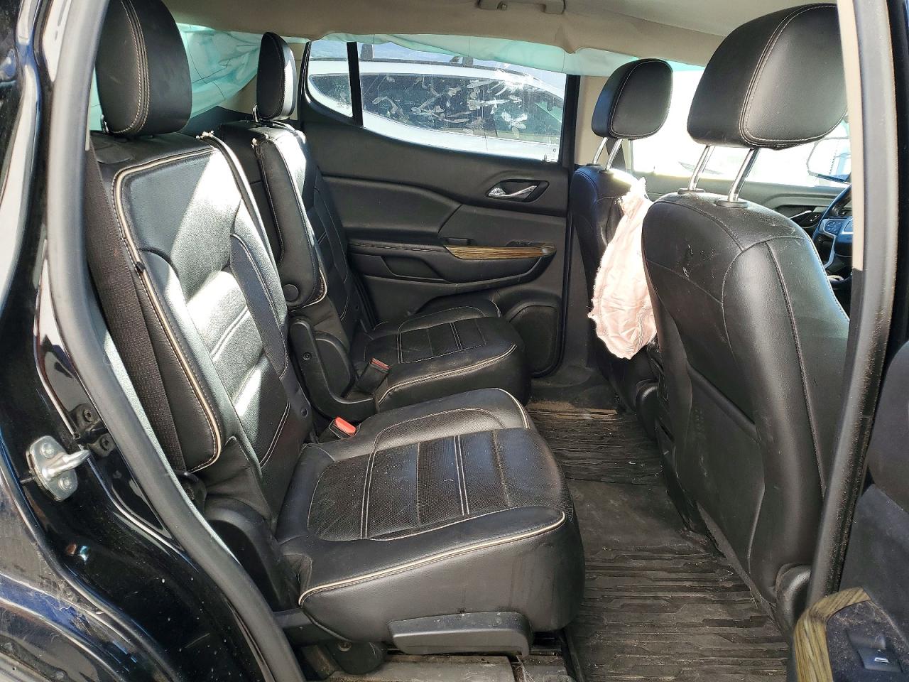 2019 GMC ACADIA DENALI photo 19
