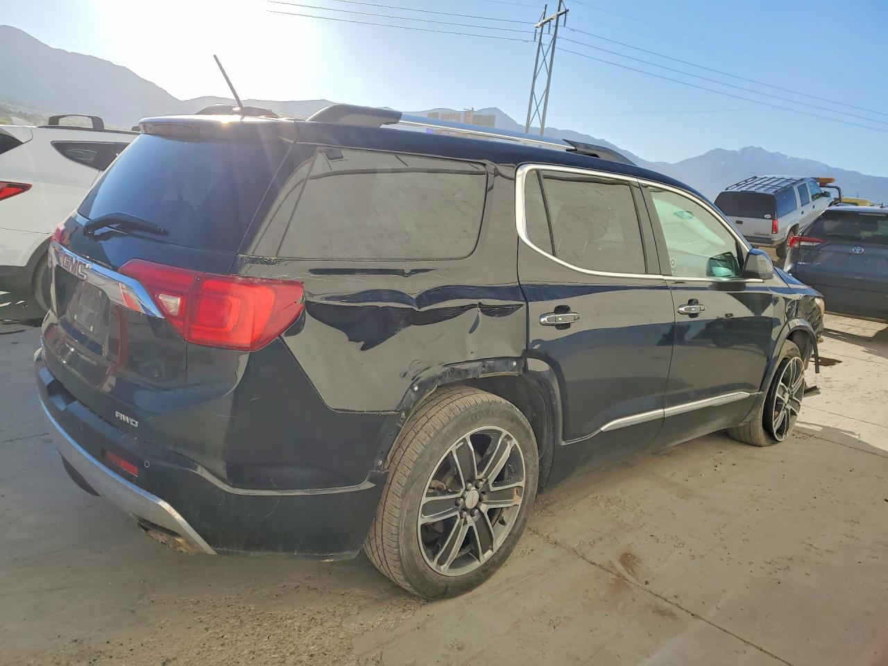 2019 GMC ACADIA DENALI photo 5