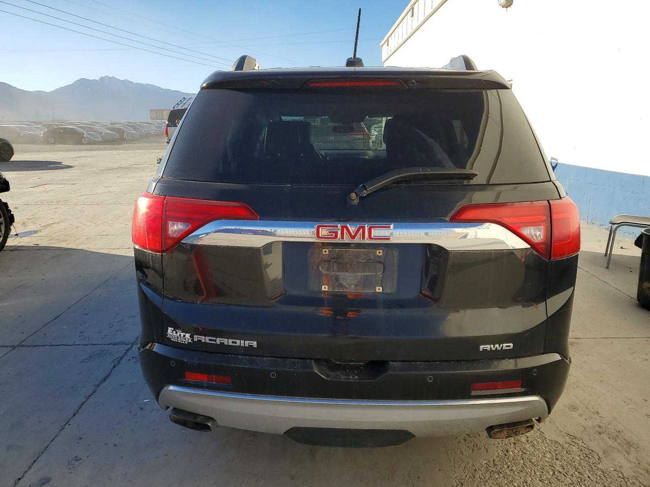 2019 GMC ACADIA DENALI photo 11