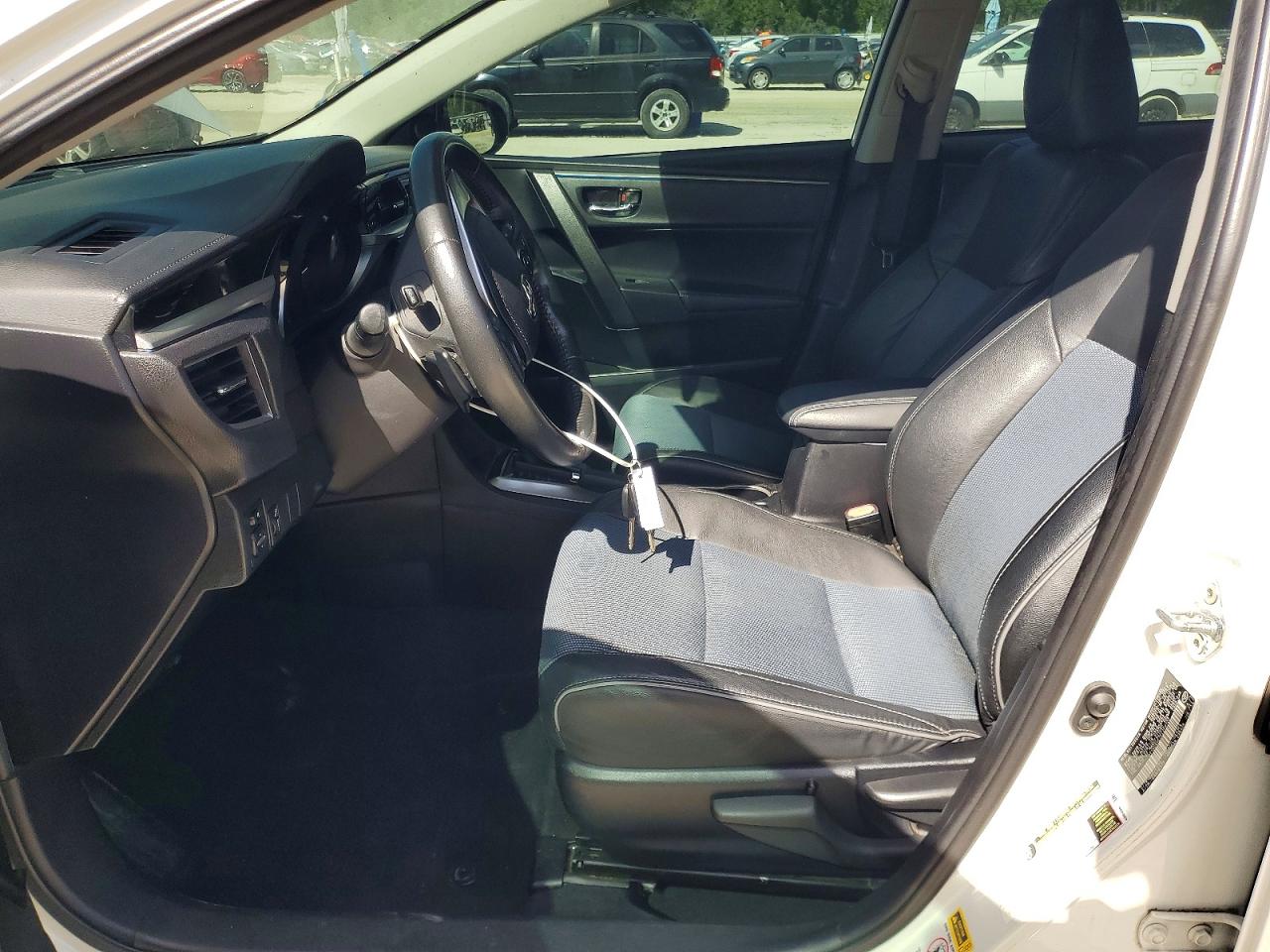 2015 TOYOTA COROLLA S PLUS photo 19