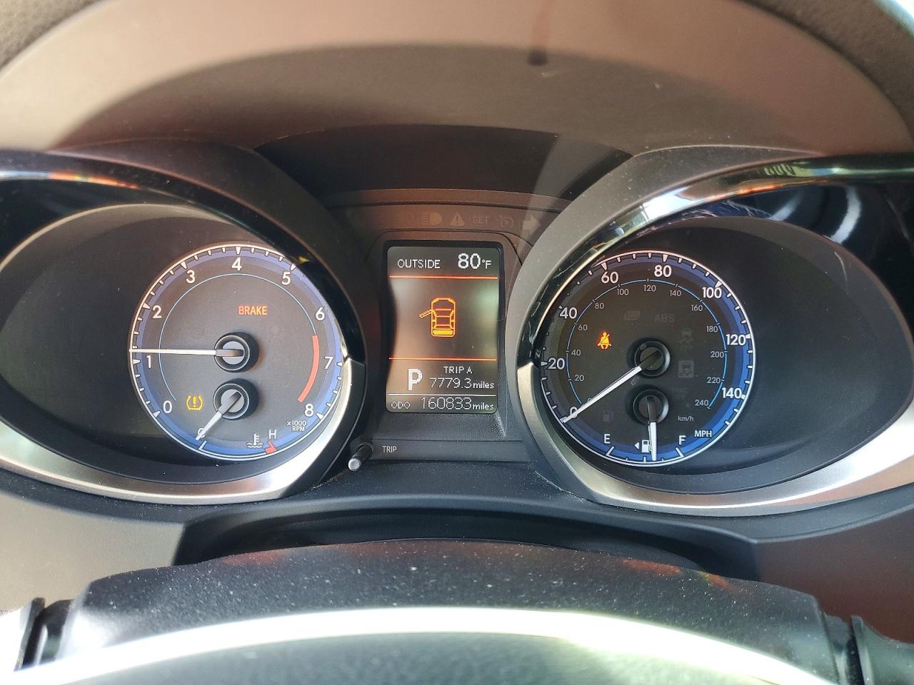 2015 TOYOTA COROLLA S PLUS photo 25