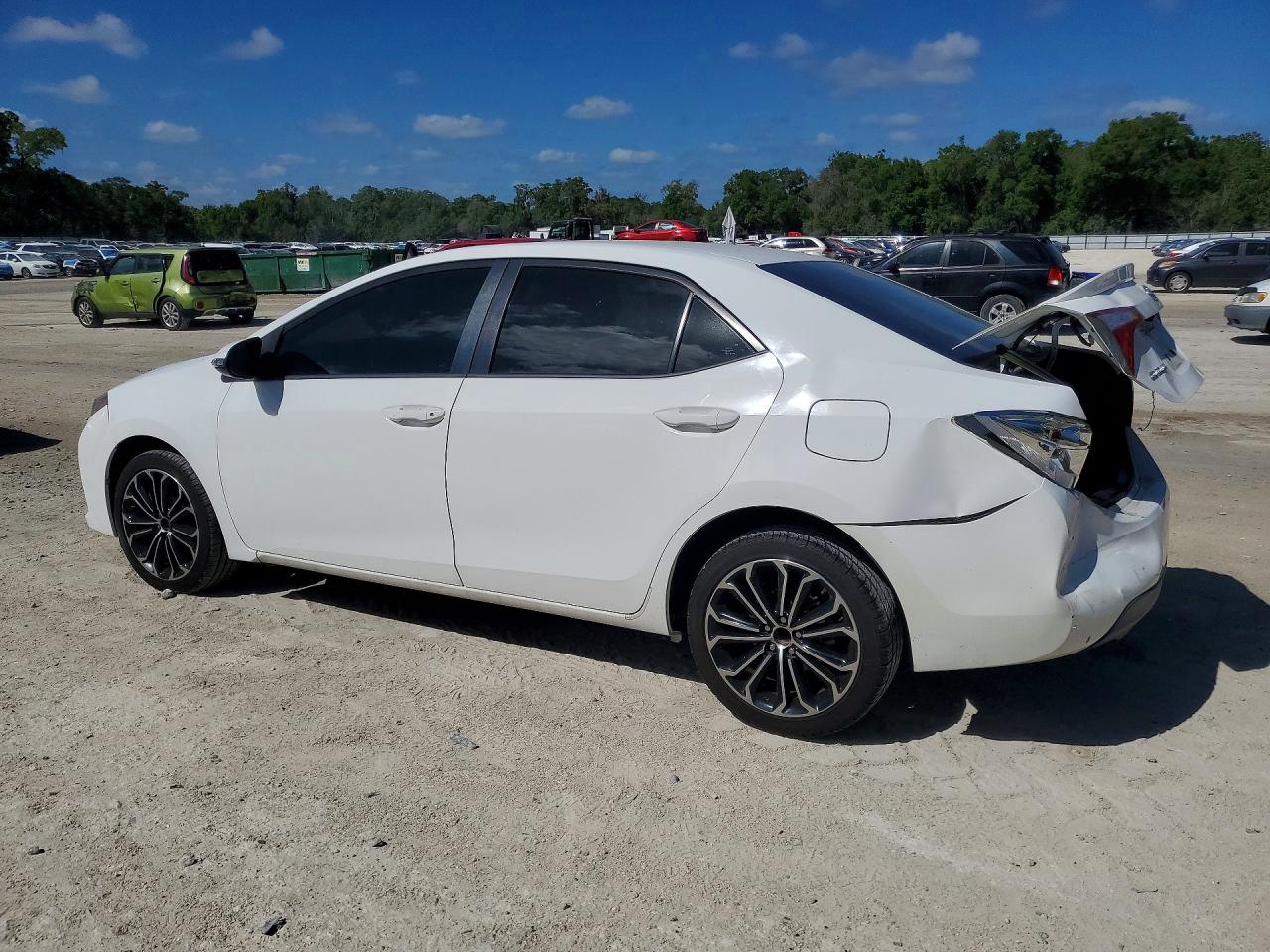 2015 TOYOTA COROLLA S PLUS photo 4